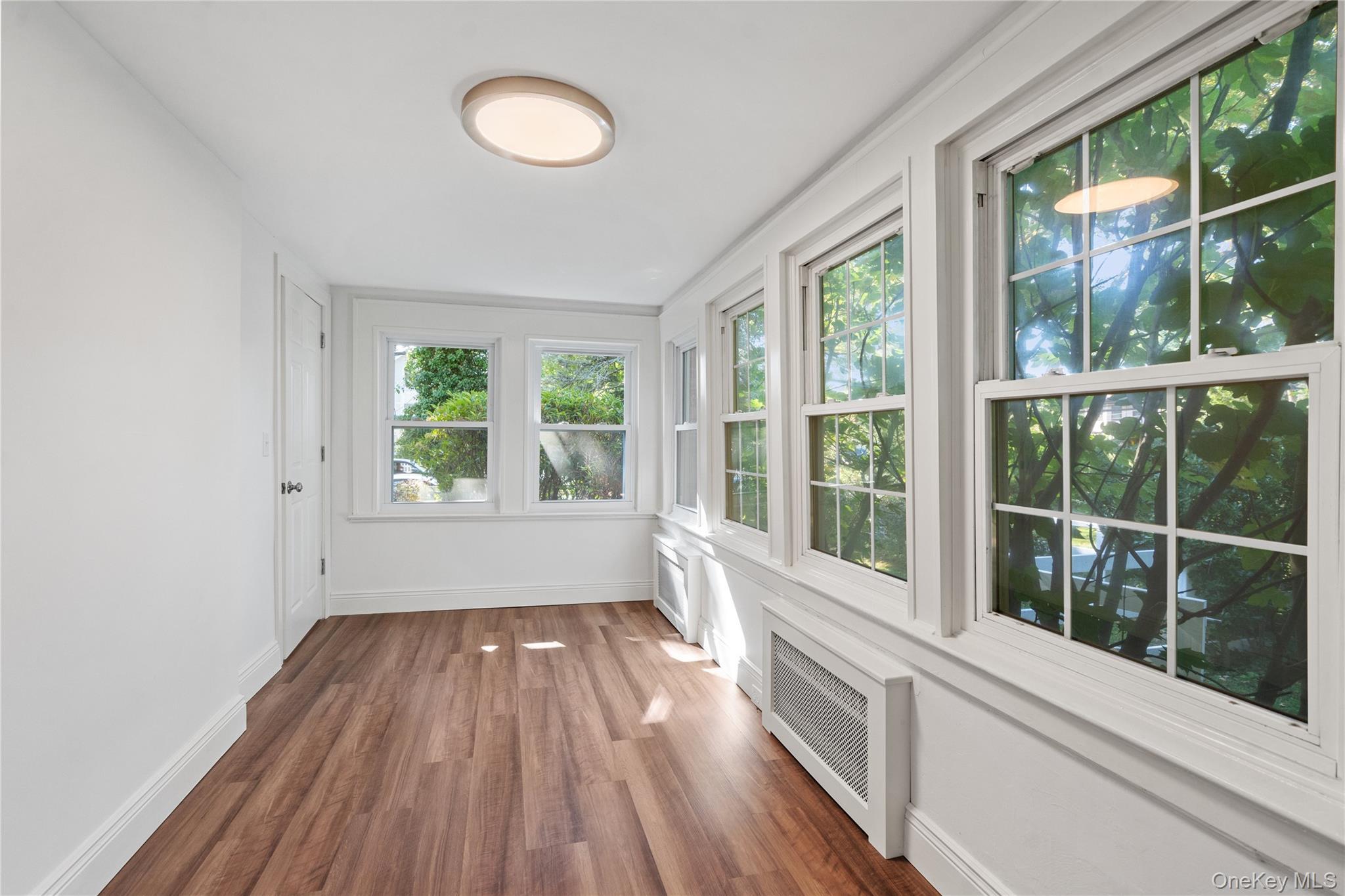 Single Family Warner Nassau County, NY 11577, MLS-917176-12