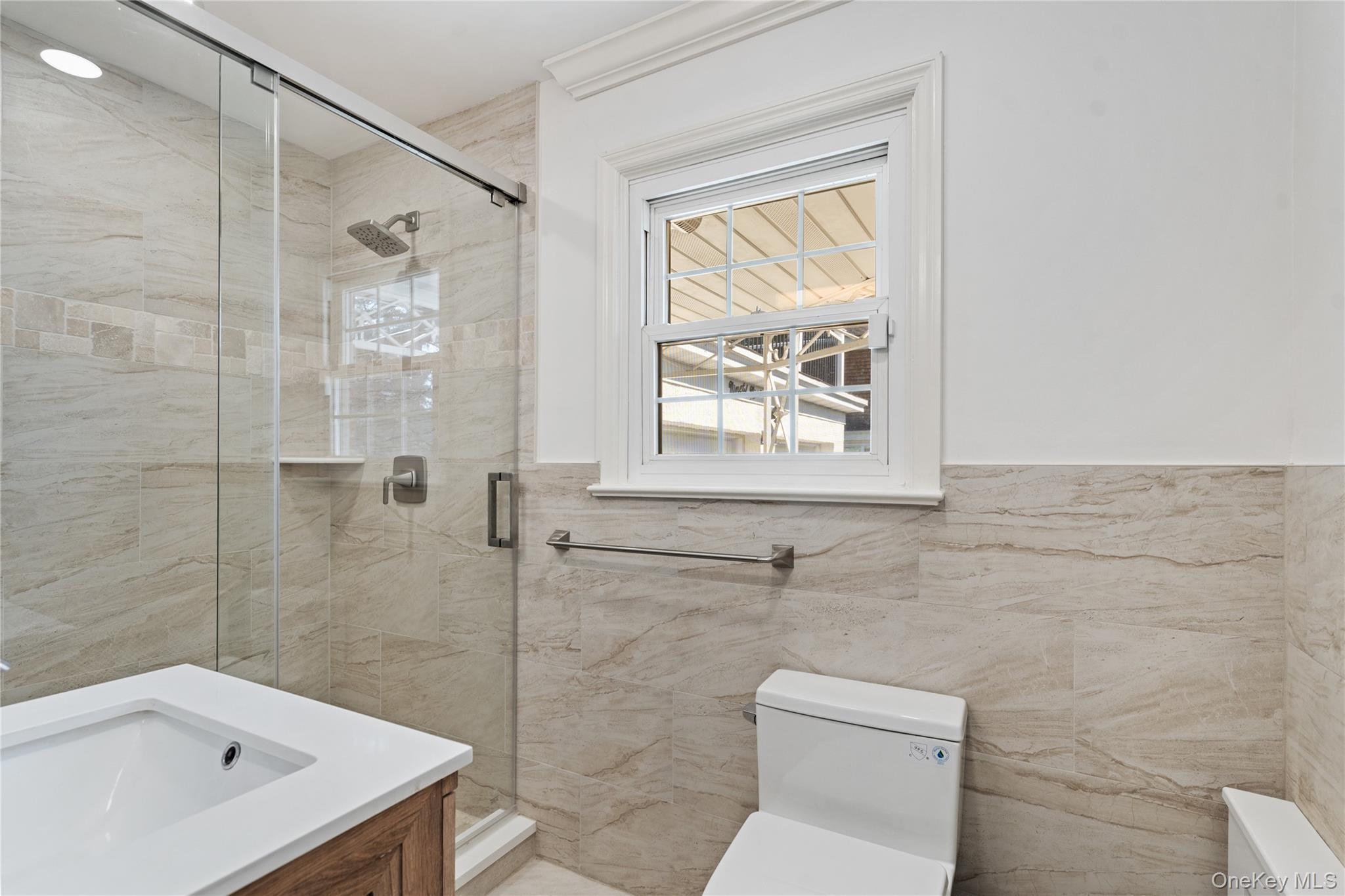 Single Family Warner Nassau County, NY 11577, MLS-917176-17