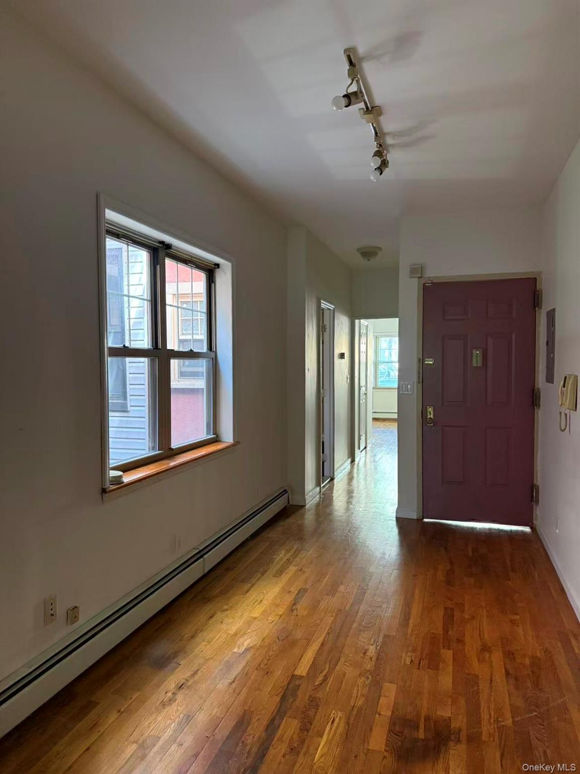 Single Family Summerfield Queens, NY 11385, MLS-917193-16