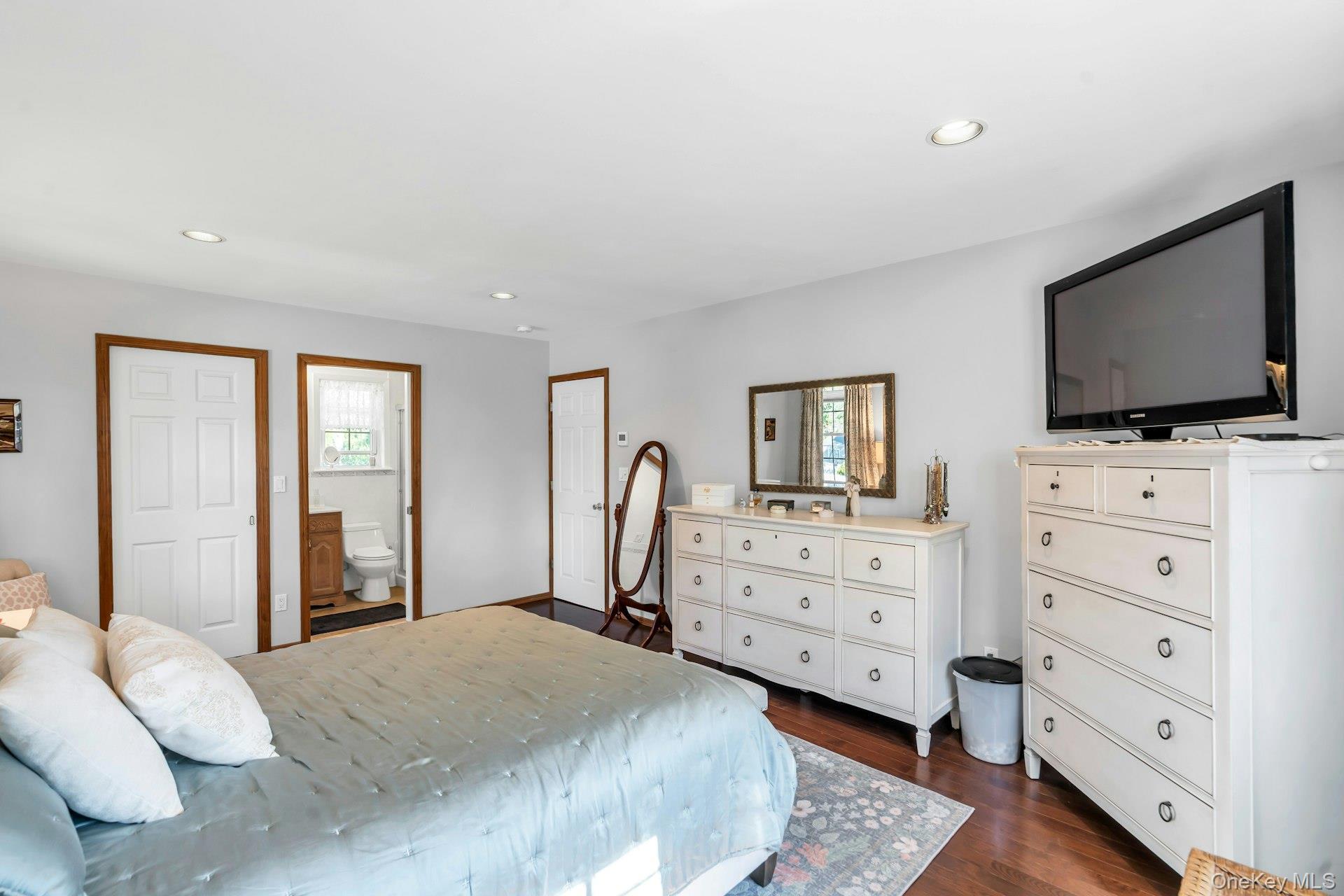 Single Family Bicycle  Suffolk County, NY 11784, MLS-917206-24