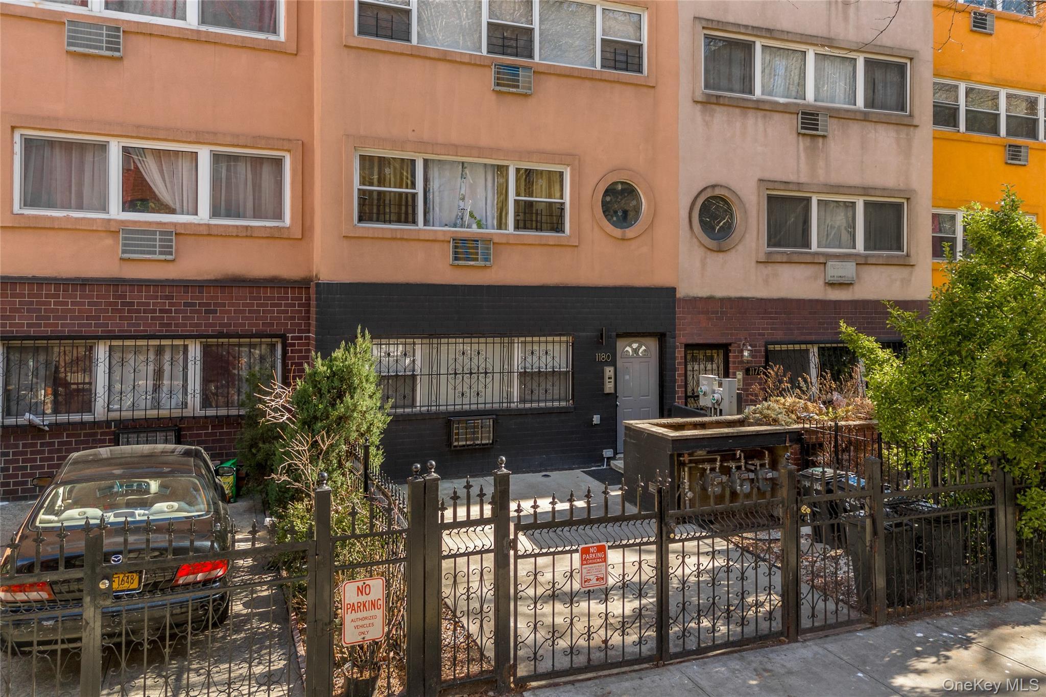 Single Family Sherman Bronx, NY 10456, MLS-917209-22