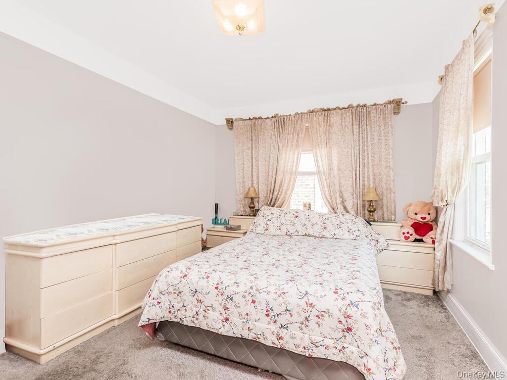 Single Family Revere  Bronx, NY 10465, MLS-917236-15