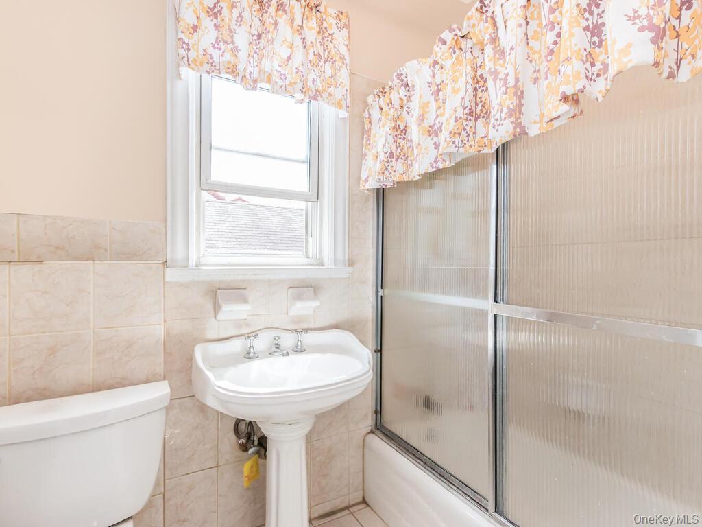 Single Family Revere  Bronx, NY 10465, MLS-917236-18