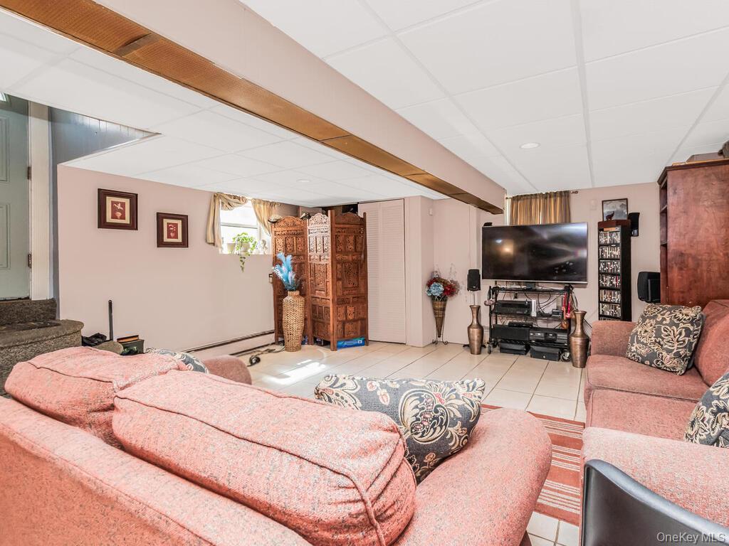 Single Family Revere  Bronx, NY 10465, MLS-917236-20