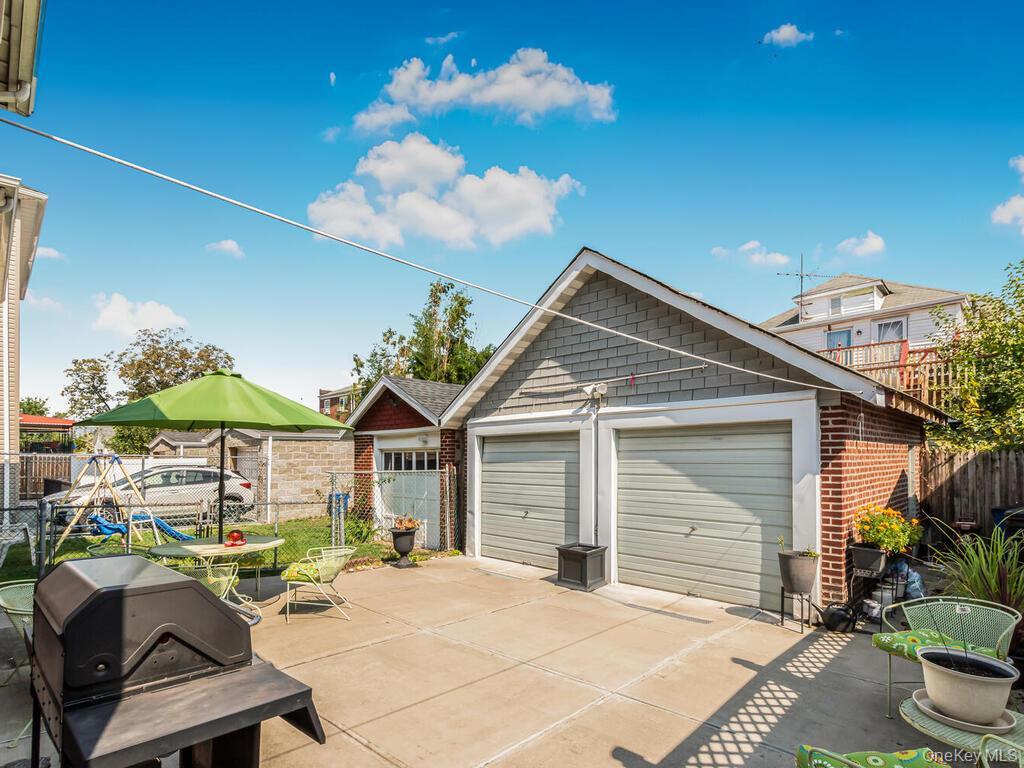 Single Family Revere  Bronx, NY 10465, MLS-917236-30