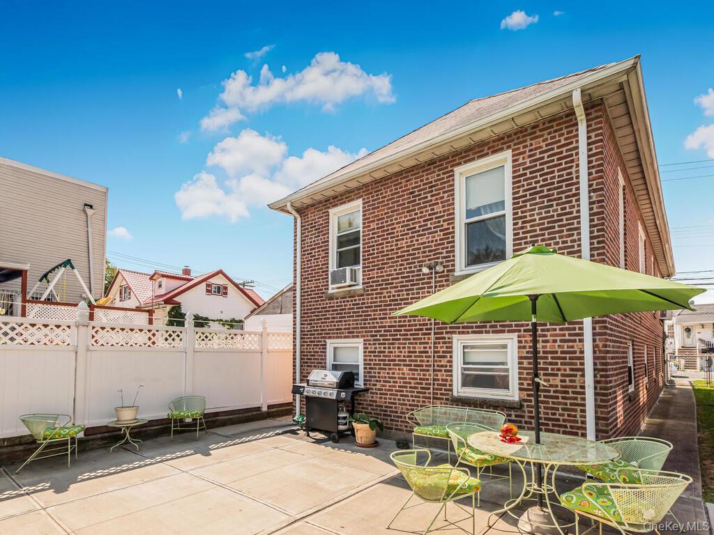 Single Family Revere  Bronx, NY 10465, MLS-917236-32