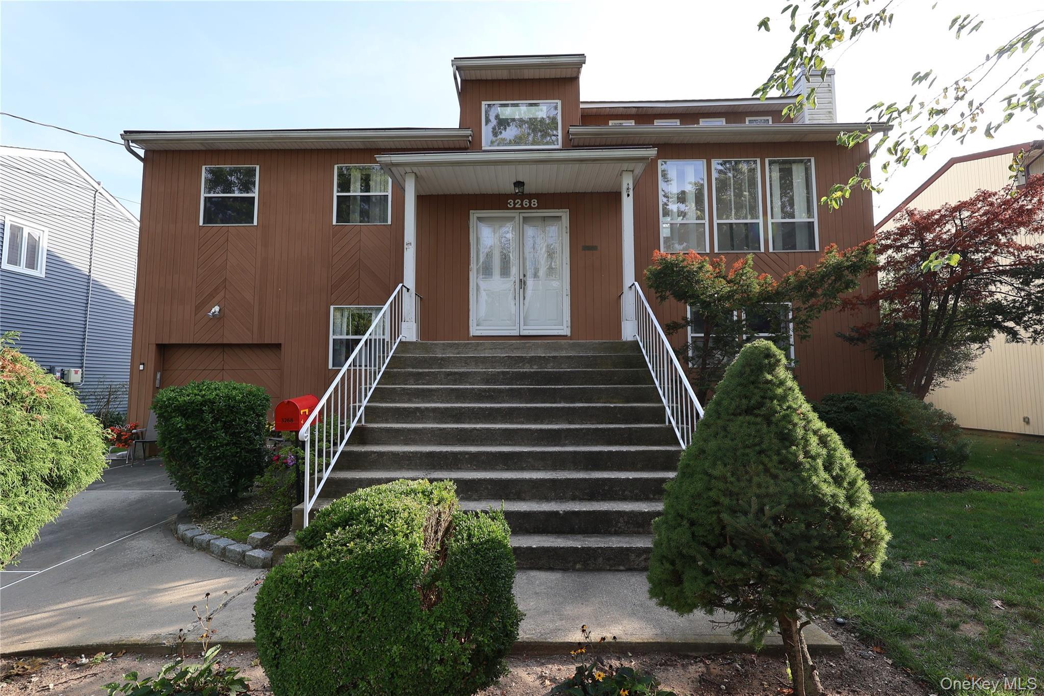 Single Family Jackson  Nassau County, NY 11793, MLS-917272-38