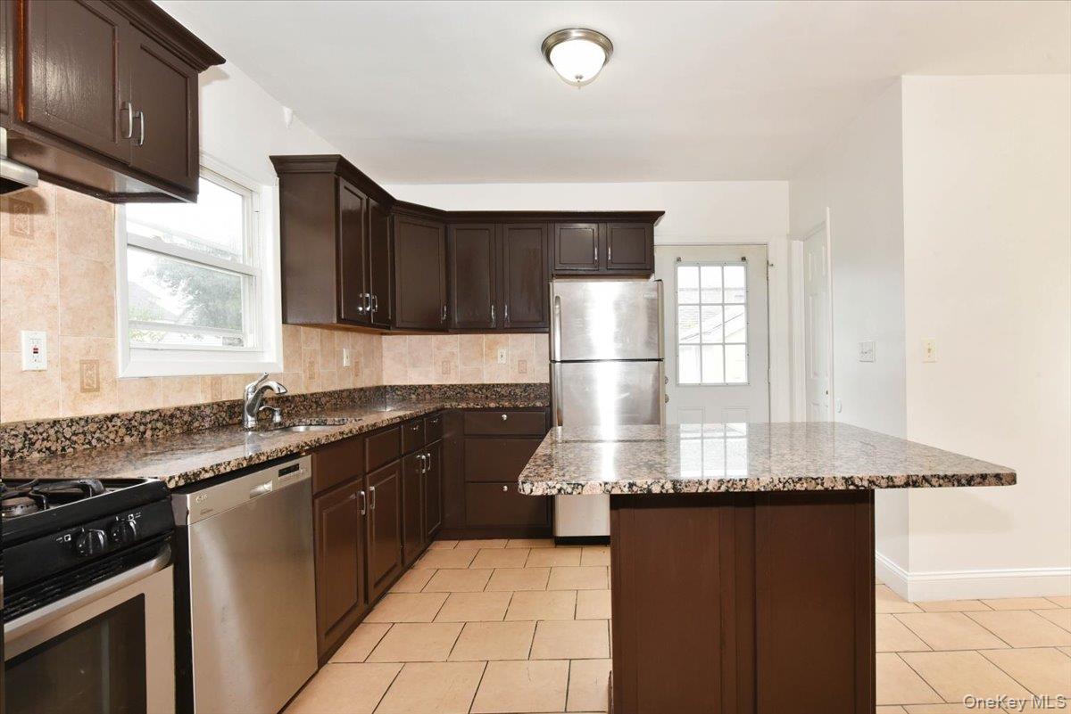 Single Family 166th  Queens, NY 11432, MLS-917287-15