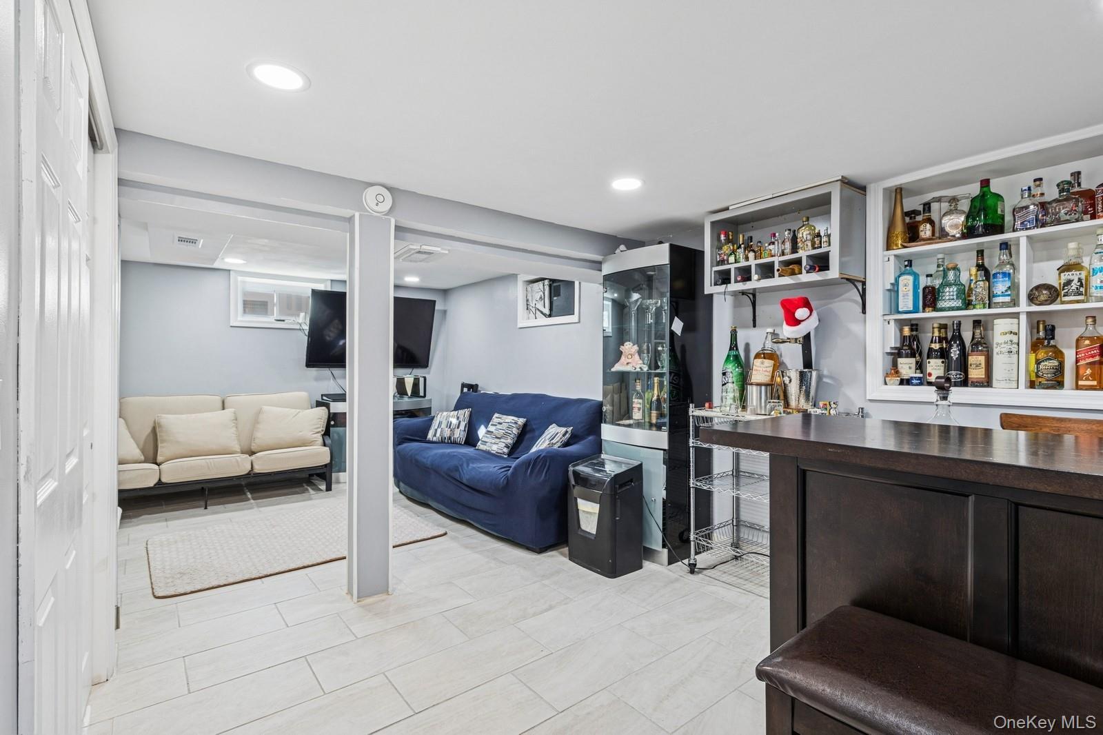 Single Family Broadway  Nassau County, NY 11762, MLS-917292-29