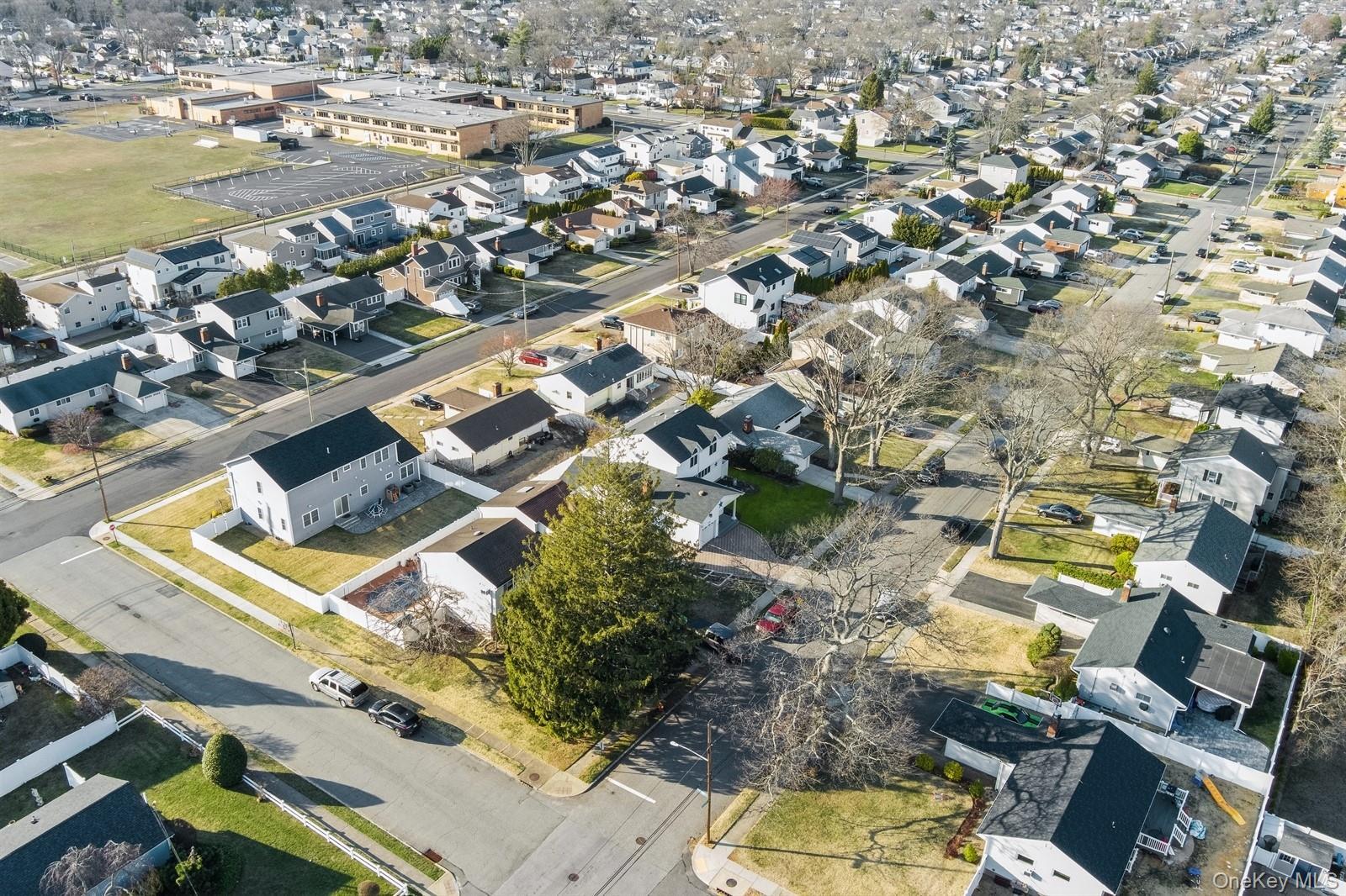 Single Family Broadway  Nassau County, NY 11762, MLS-917292-44