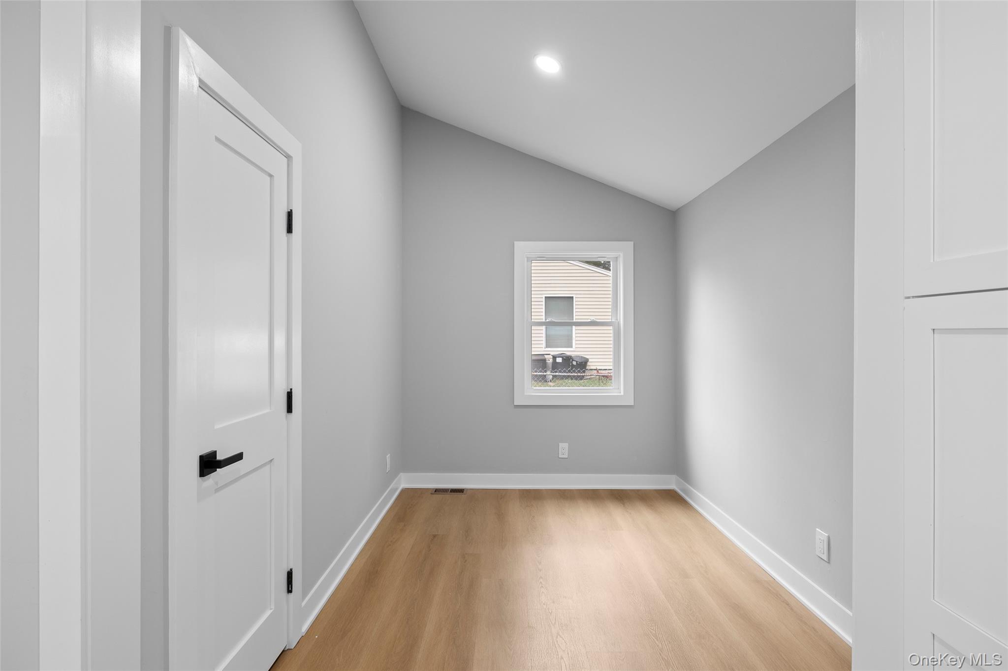 Single Family Provost Suffolk County, NY 11713, MLS-917303-10