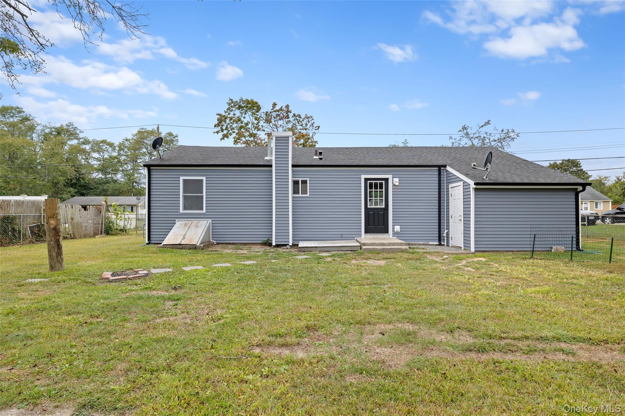 Single Family Provost  Suffolk County, NY 11713, MLS-917303-19