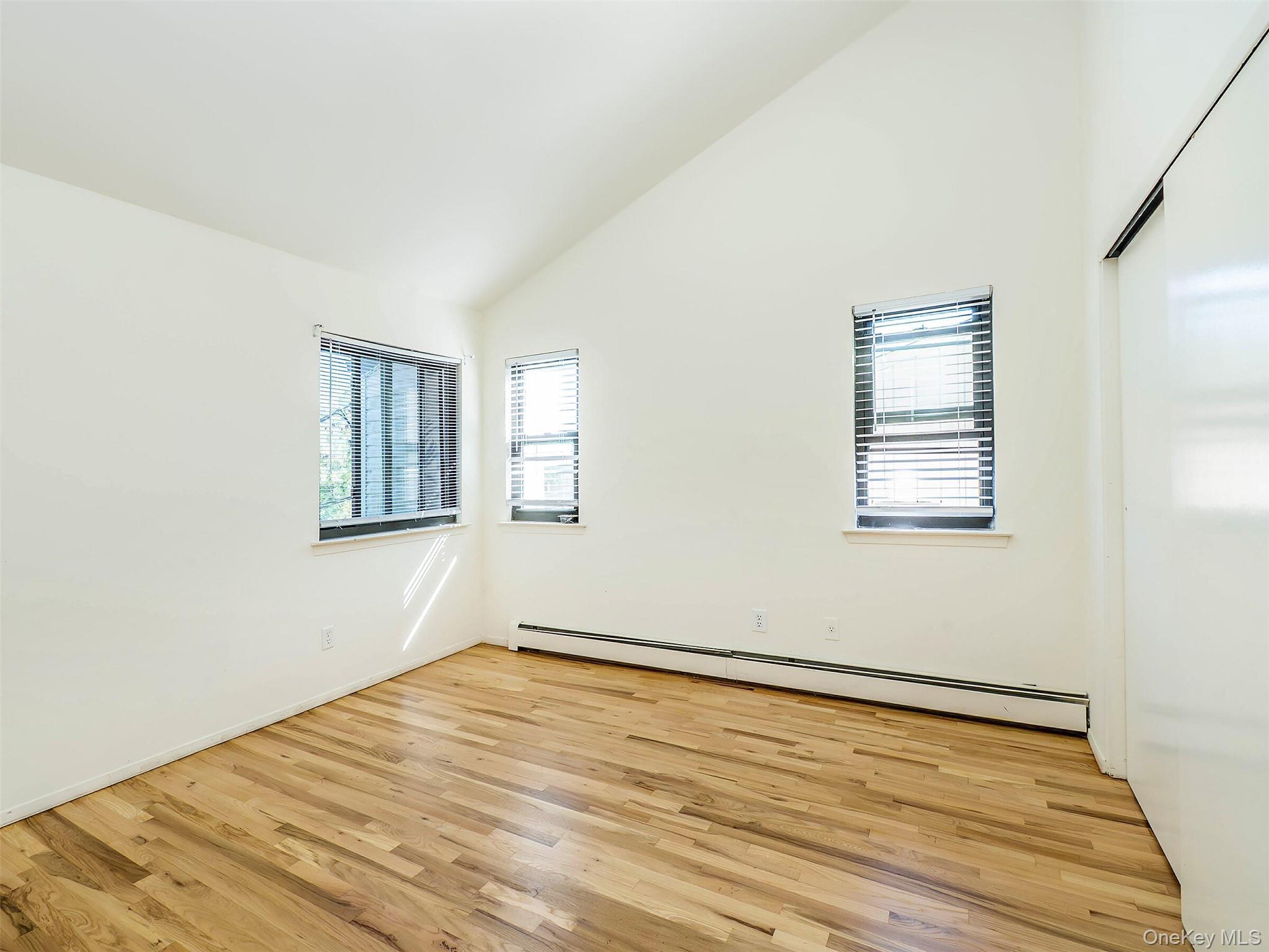 Single Family Marwood  Nassau County, NY 11050, MLS-917311-19