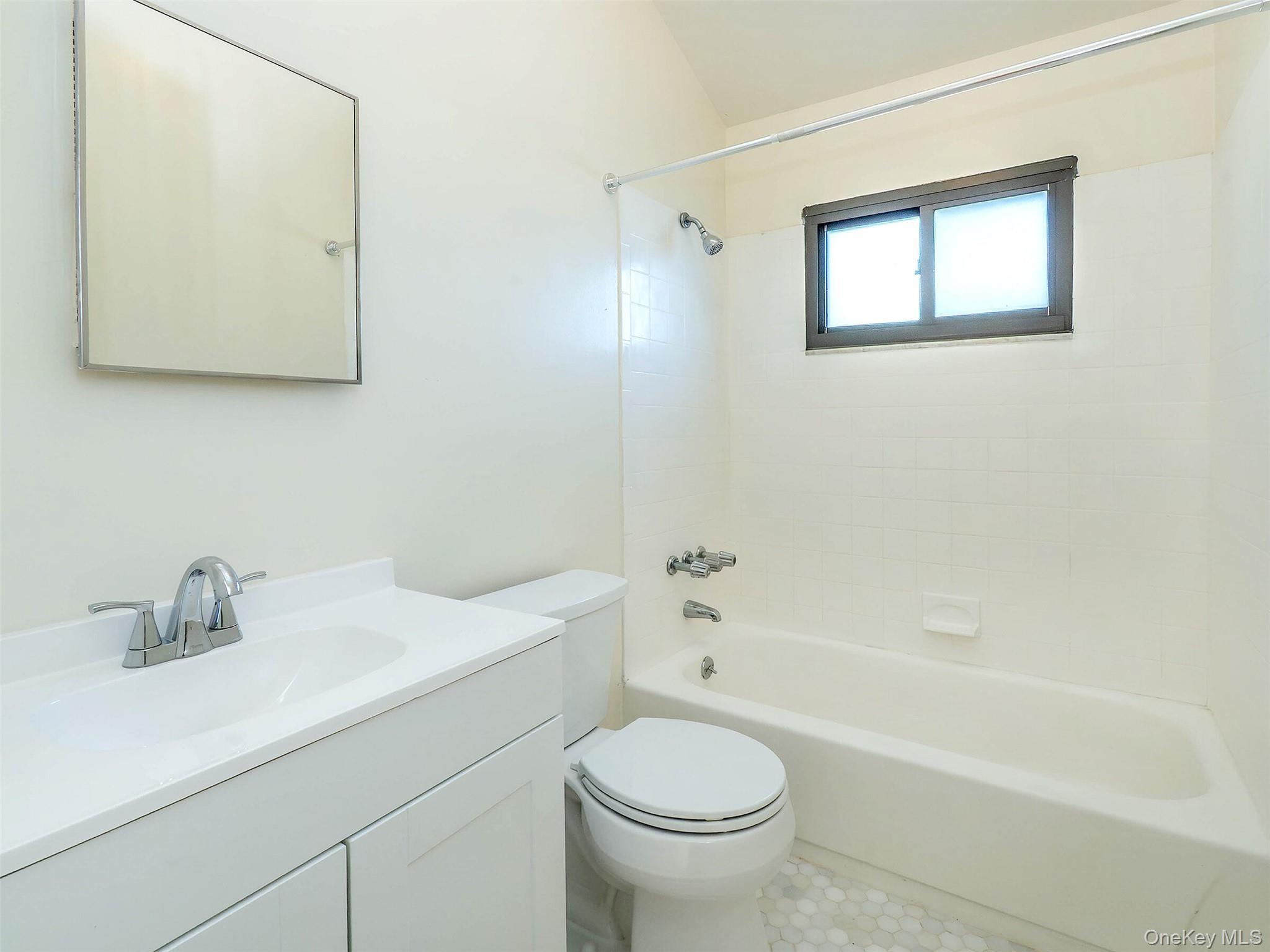 Single Family Marwood  Nassau County, NY 11050, MLS-917311-20