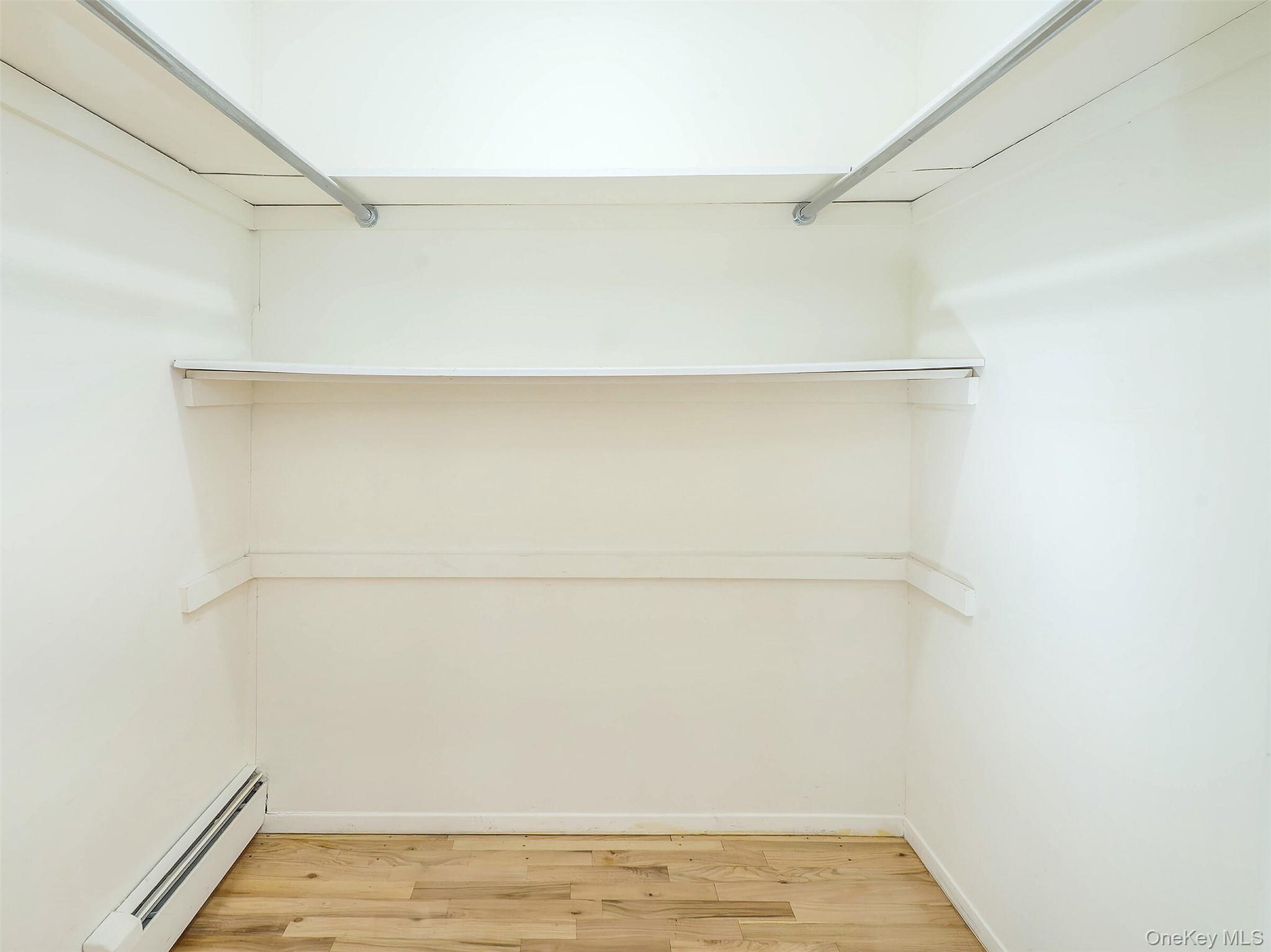 Single Family Marwood  Nassau County, NY 11050, MLS-917311-25