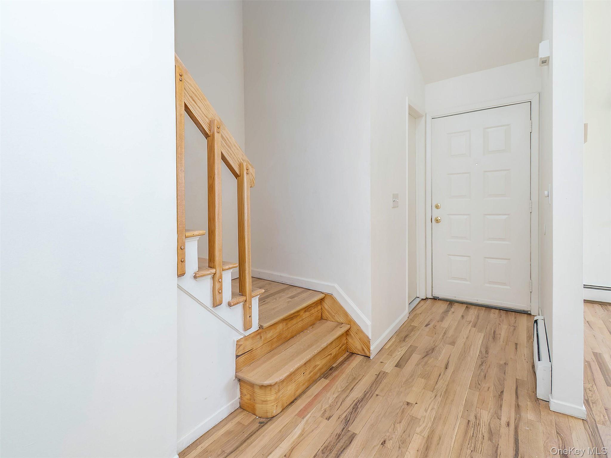 Single Family Marwood  Nassau County, NY 11050, MLS-917311-3