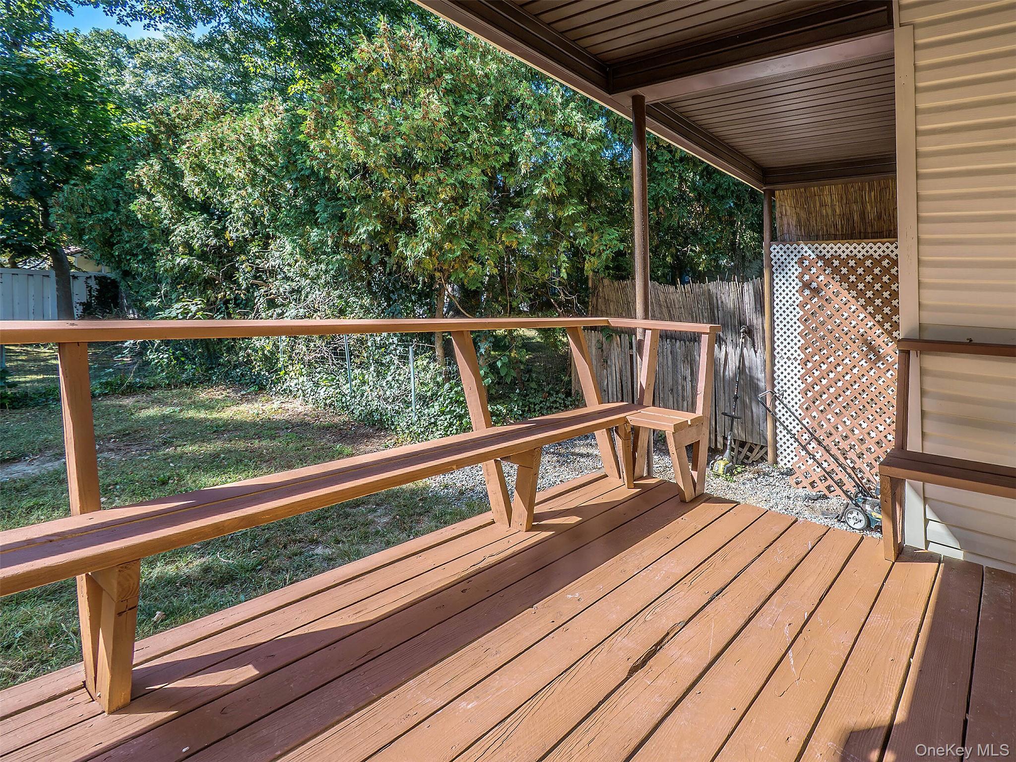 Single Family Marwood  Nassau County, NY 11050, MLS-917311-30