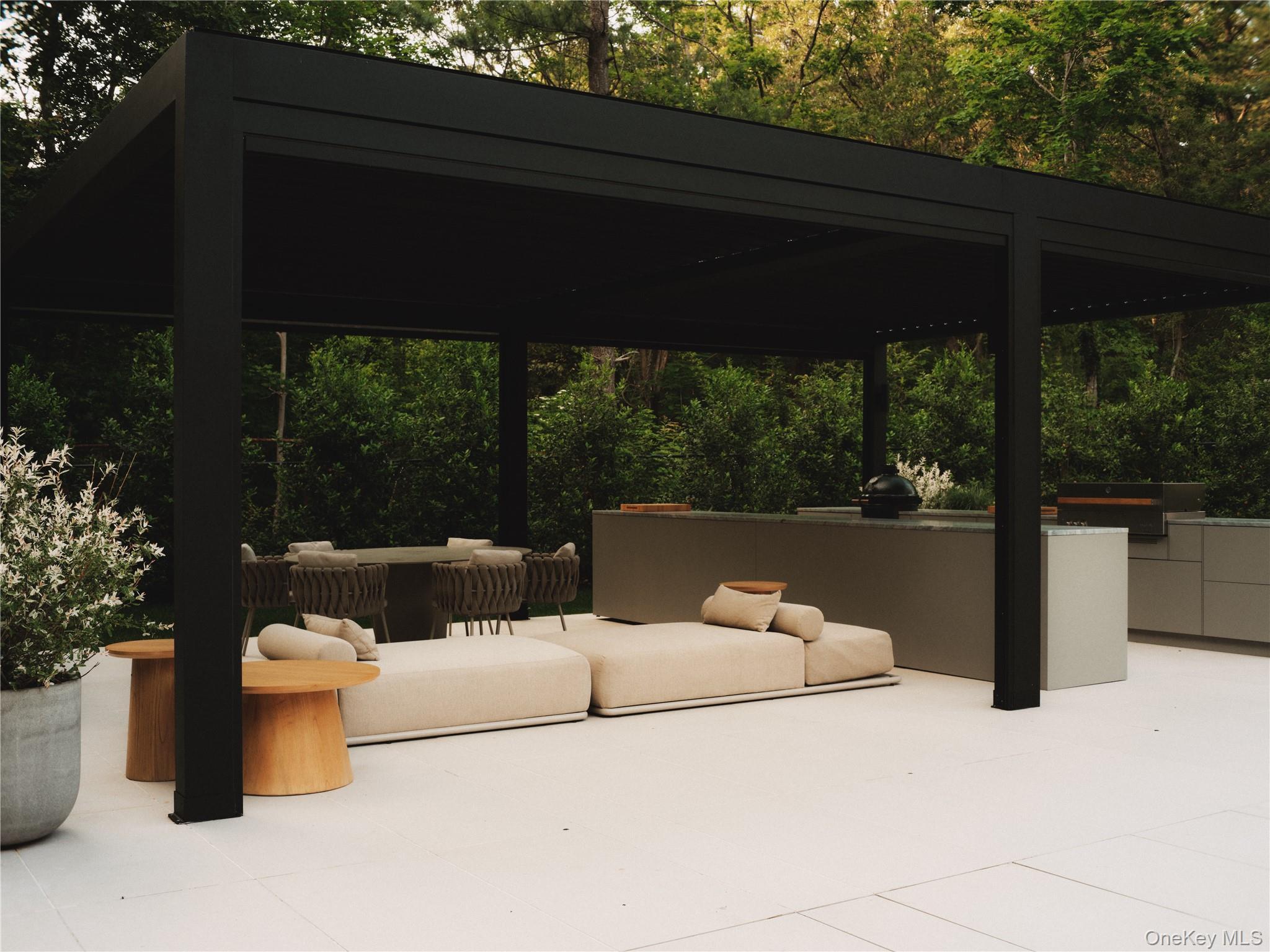 Single Family Godfrey Suffolk County, NY 11743, MLS-917337-20