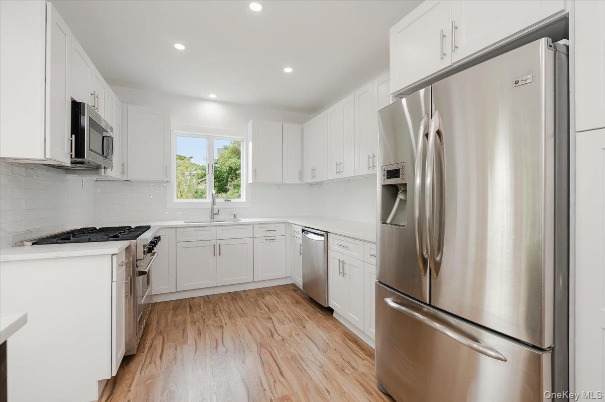 Single Family Oak Beach Suffolk County, NY 11702, MLS-917338-11