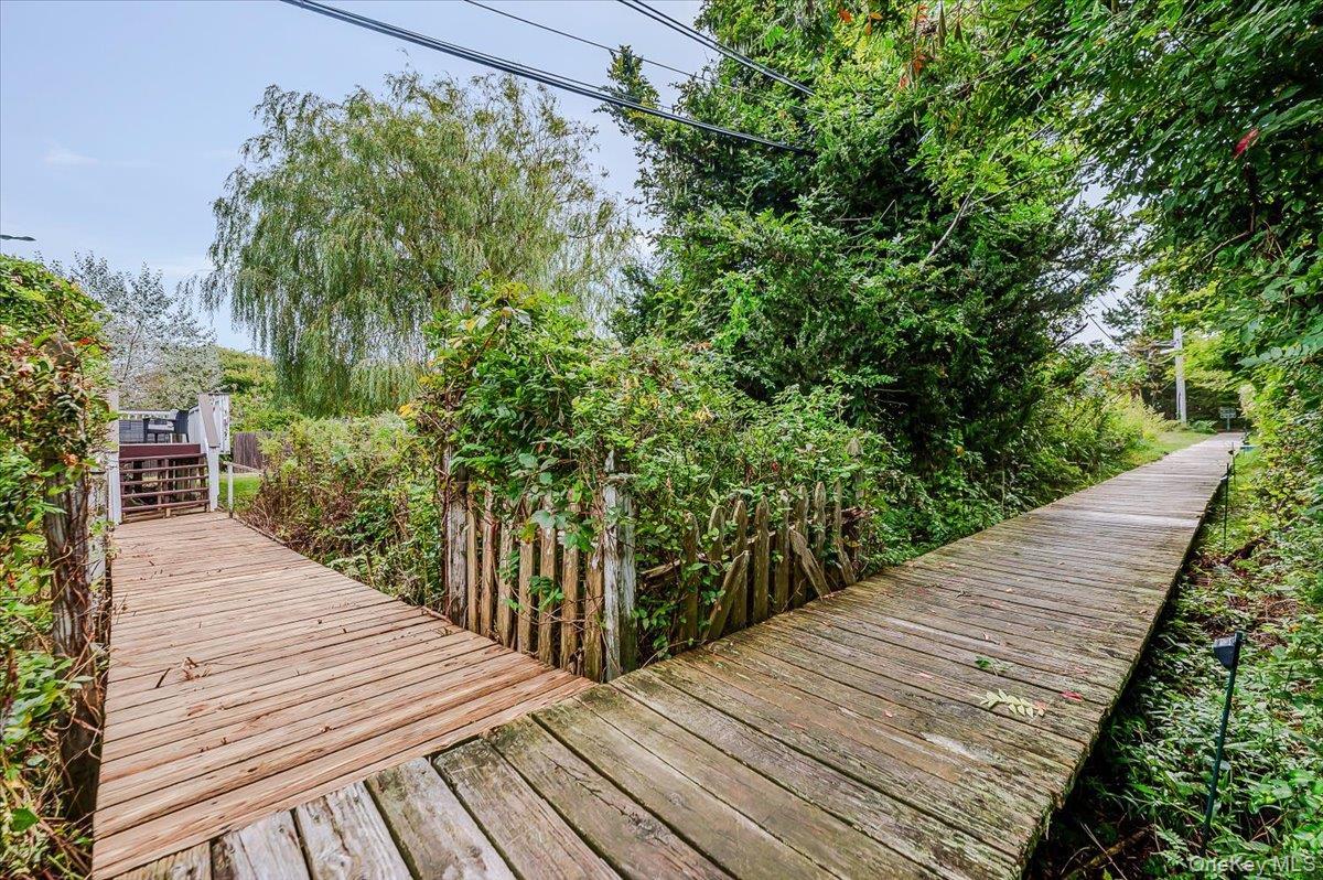 Single Family Oak Beach Suffolk County, NY 11702, MLS-917338-28