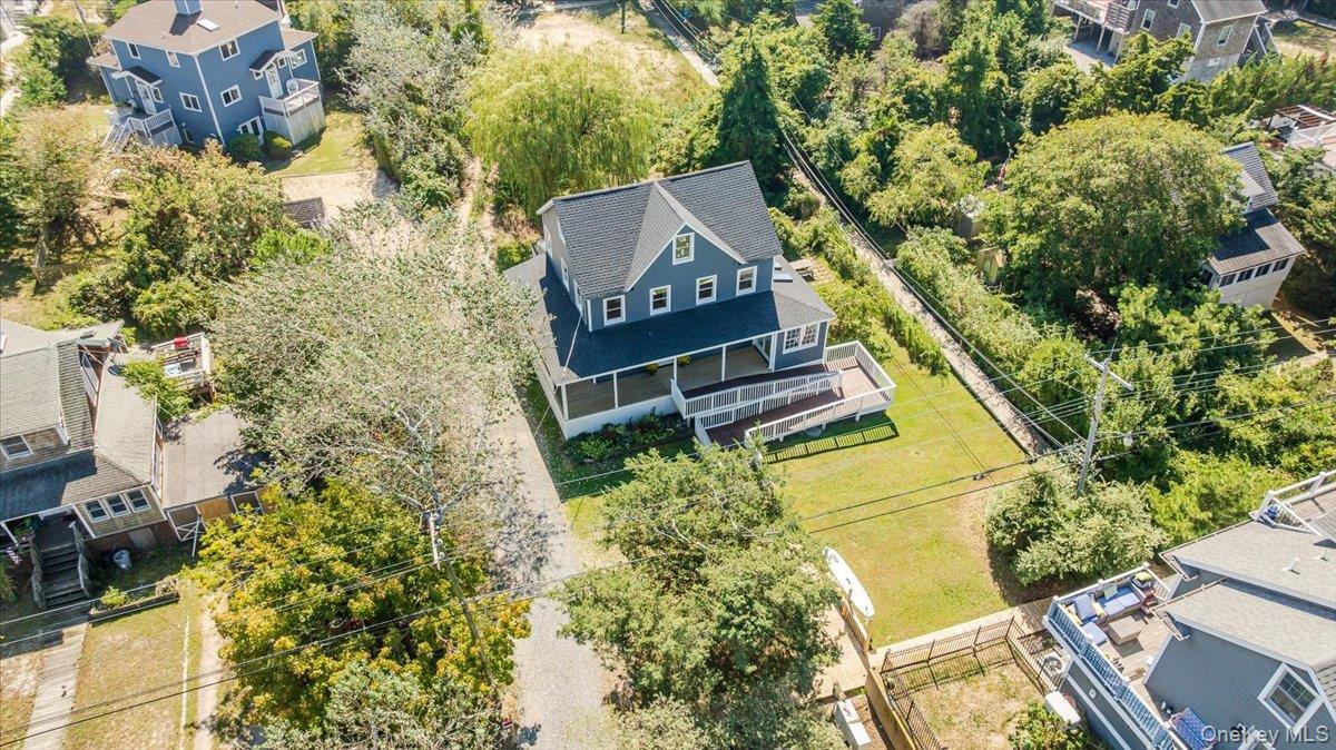 Single Family Oak Beach Suffolk County, NY 11702, MLS-917338-29