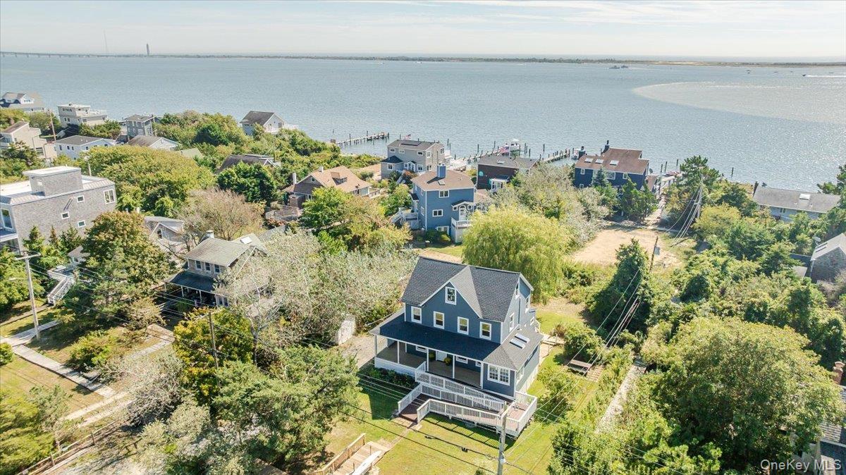 Single Family Oak Beach Suffolk County, NY 11702, MLS-917338-31