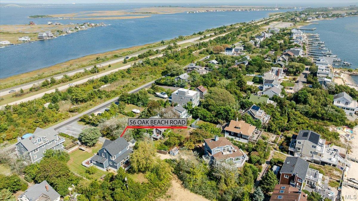 Single Family Oak Beach Suffolk County, NY 11702, MLS-917338-32
