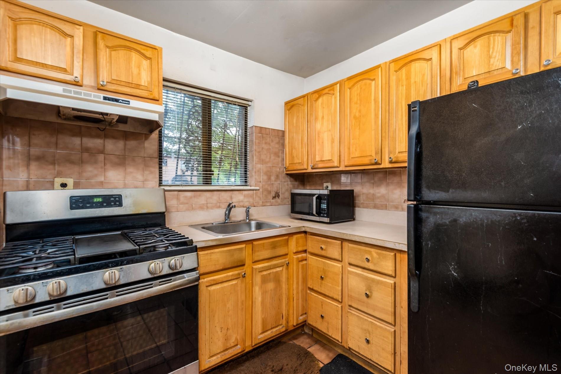 Single Family Powell  Brooklyn, NY 11212, MLS-917341-11