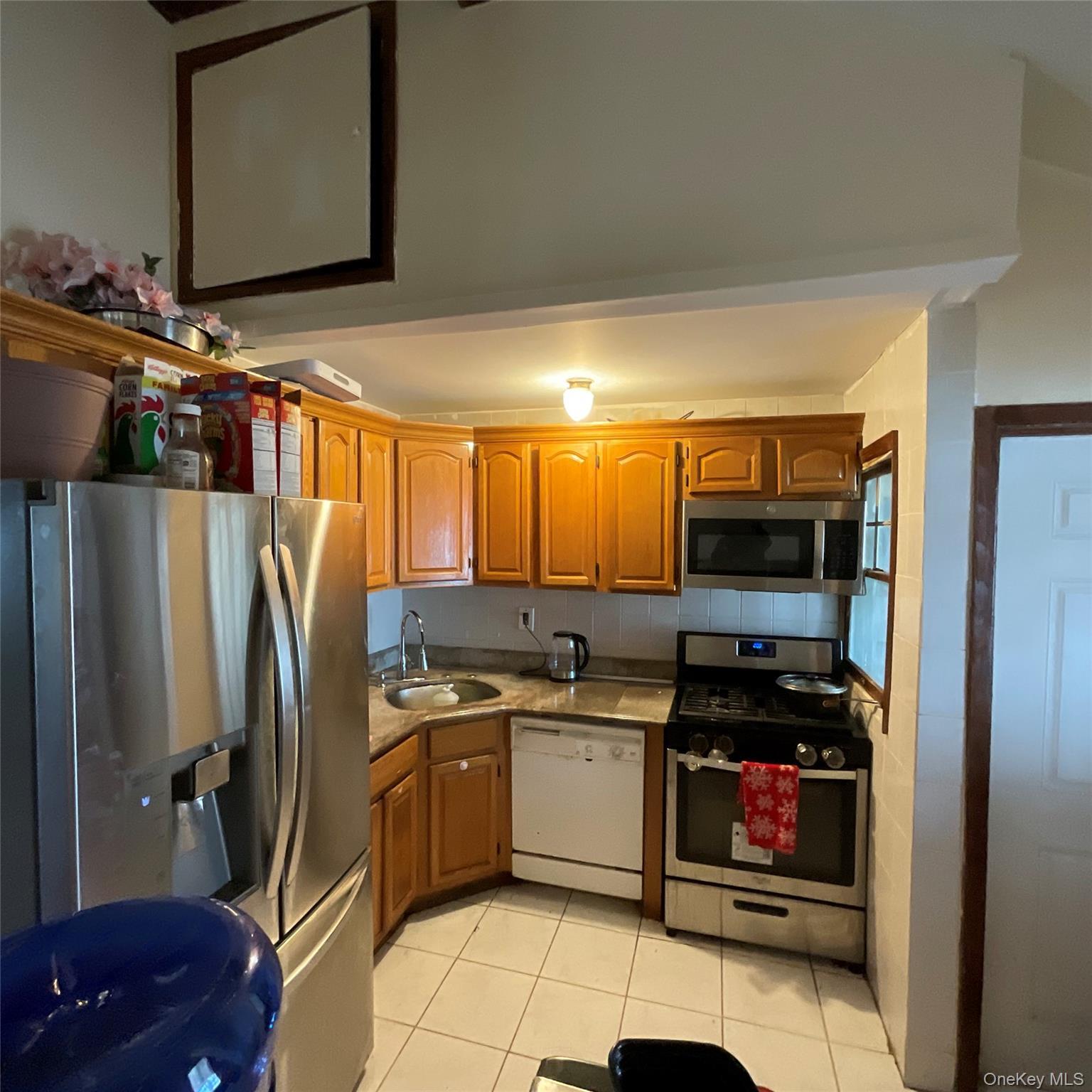 Single Family 257th Queens, NY 11422, MLS-917357-12