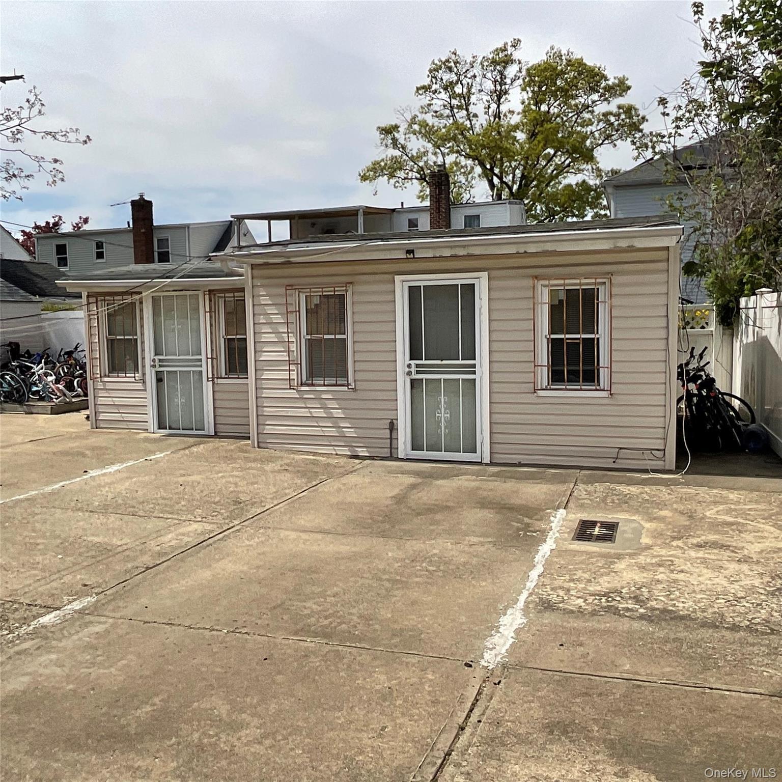 Single Family 257th Queens, NY 11422, MLS-917357-44