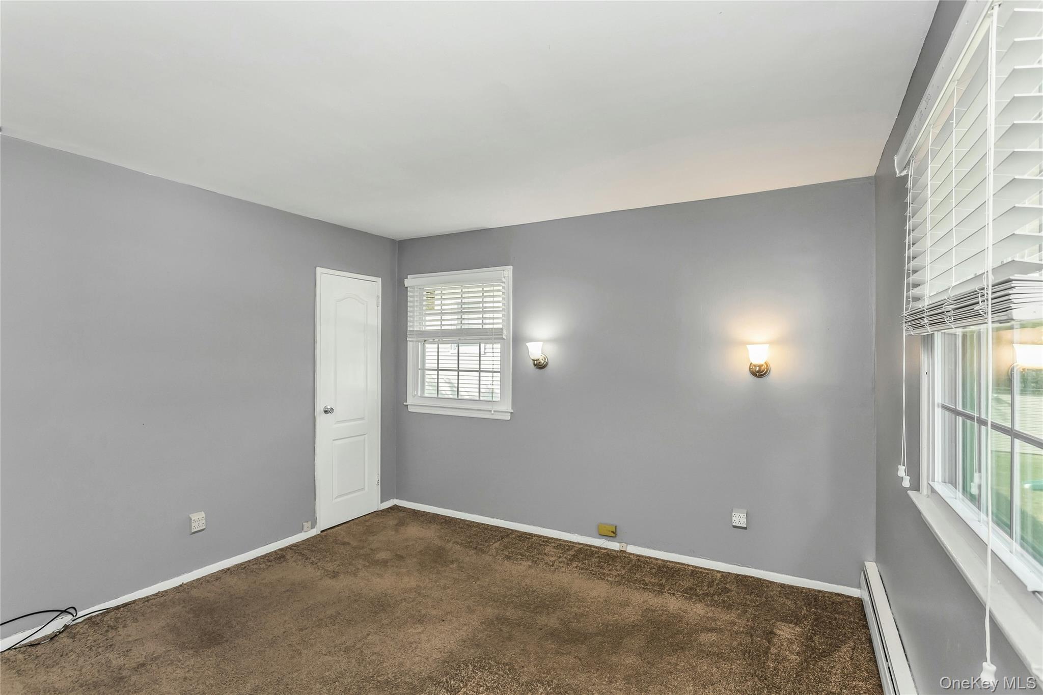 Single Family Salisbury Park  Nassau County, NY 11590, MLS-917377-23