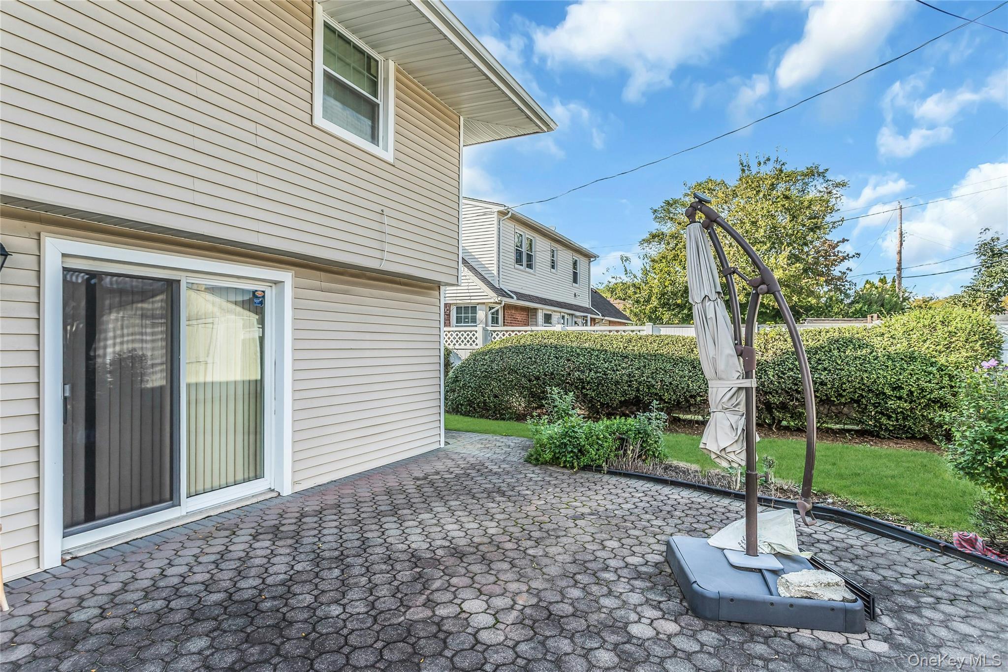 Single Family Salisbury Park  Nassau County, NY 11590, MLS-917377-29