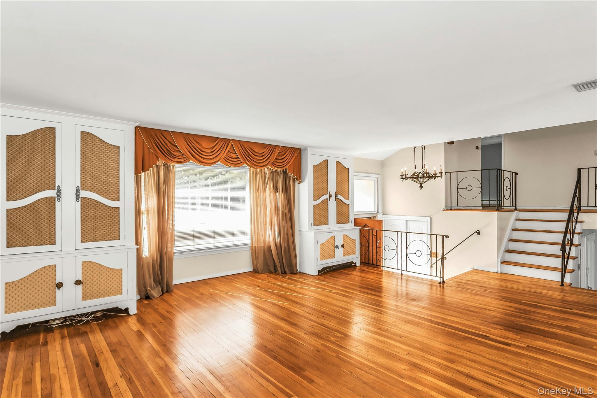 Single Family Salisbury Park  Nassau County, NY 11590, MLS-917377-6