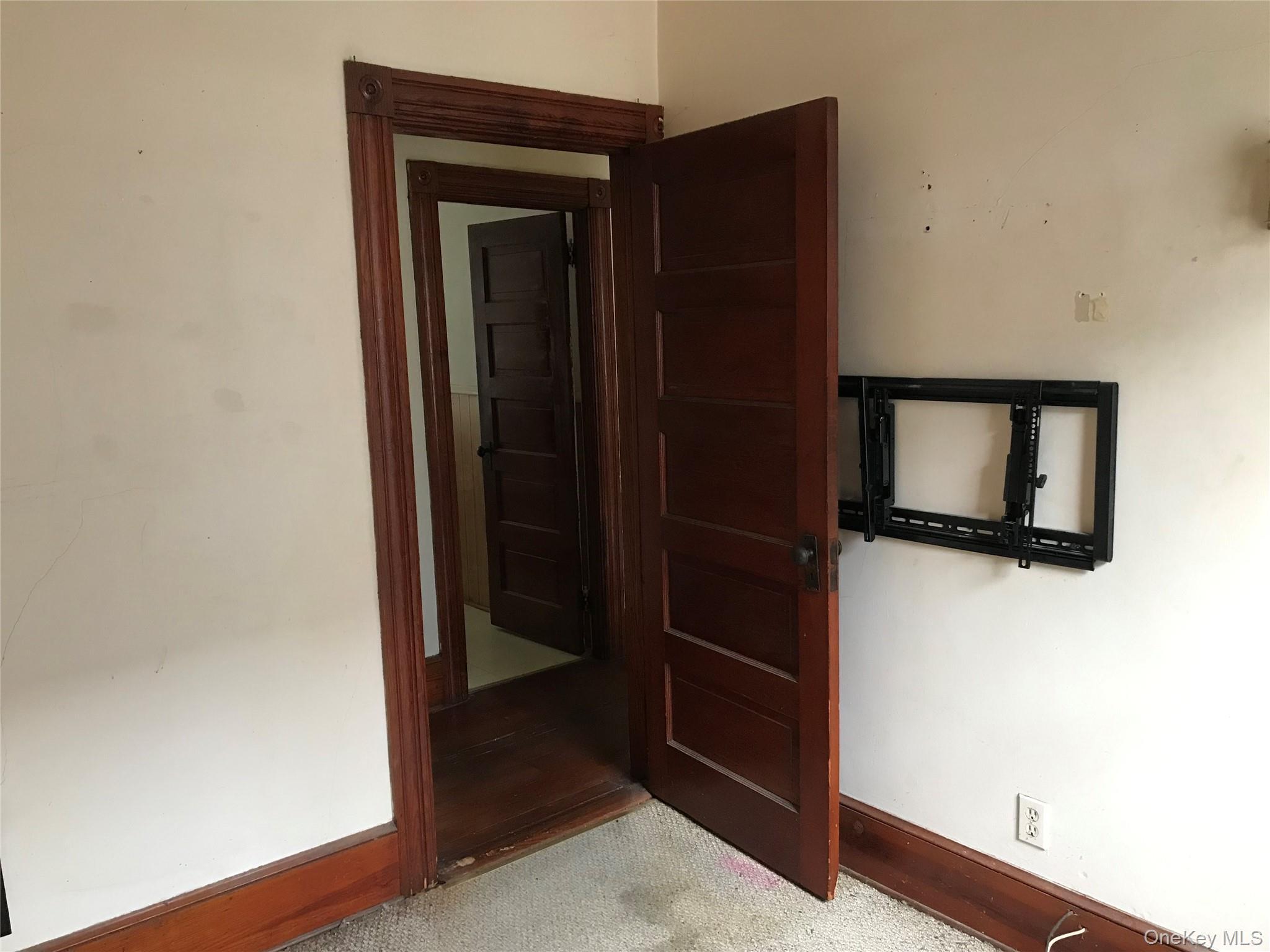 Single Family Gray Street Dutchess County, NY 12603, MLS-917401-15