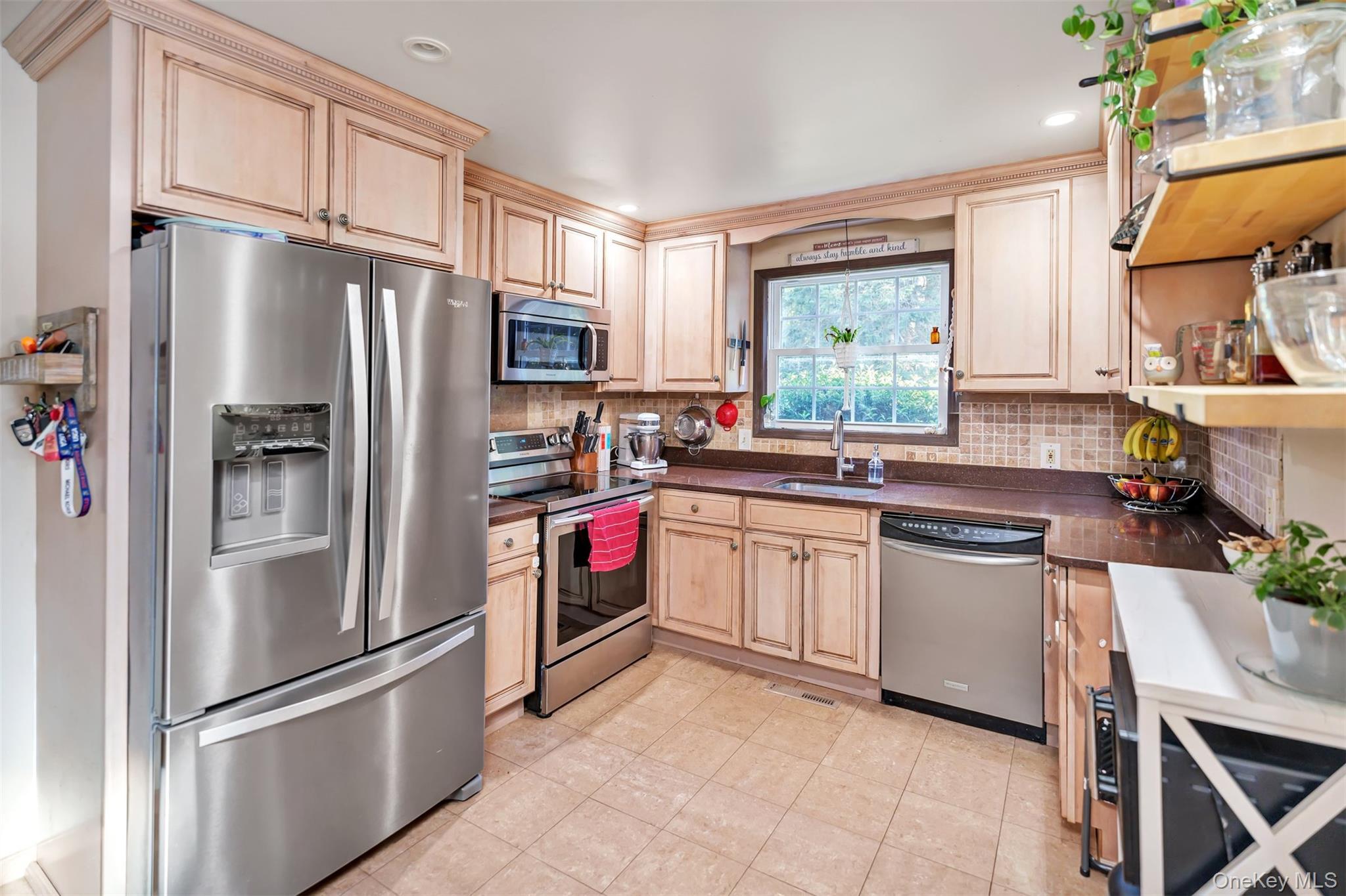 Single Family Beach  Suffolk County, NY 11792, MLS-917404-13