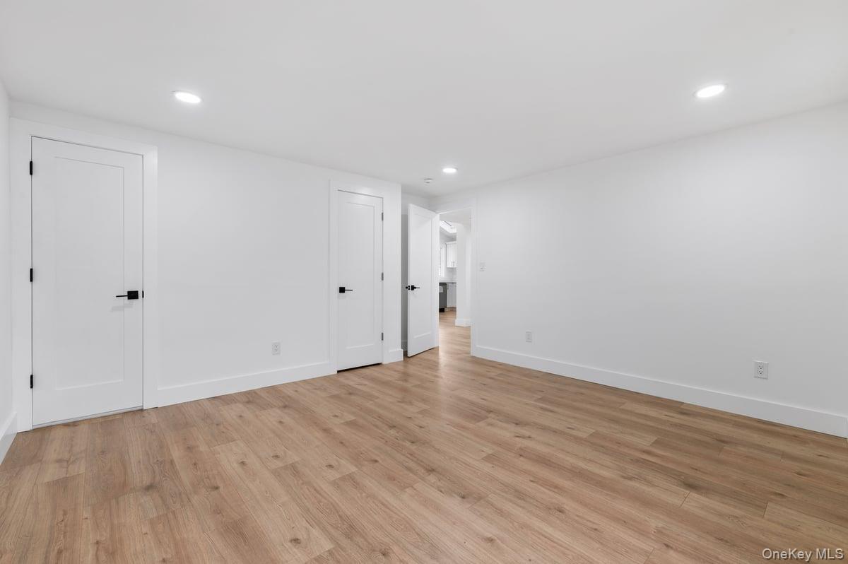 Single Family 7th Suffolk County, NY 11757, MLS-917408-16