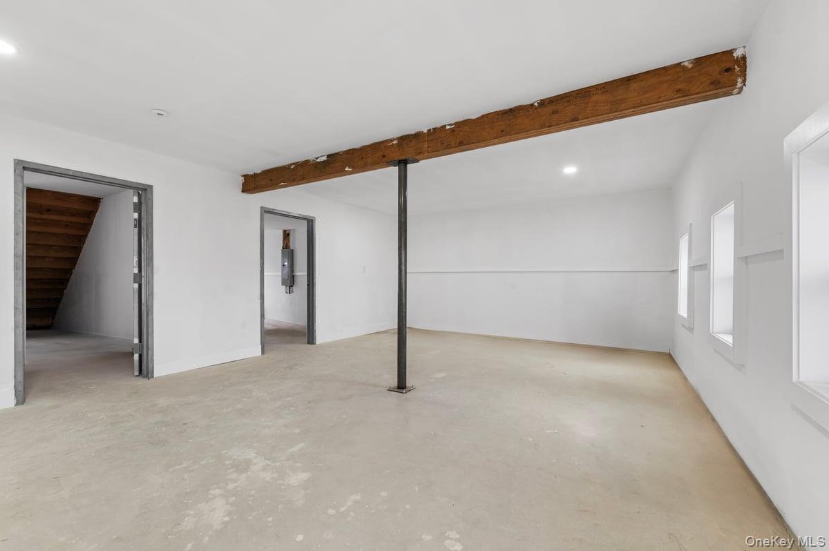 Single Family 7th Suffolk County, NY 11757, MLS-917408-22