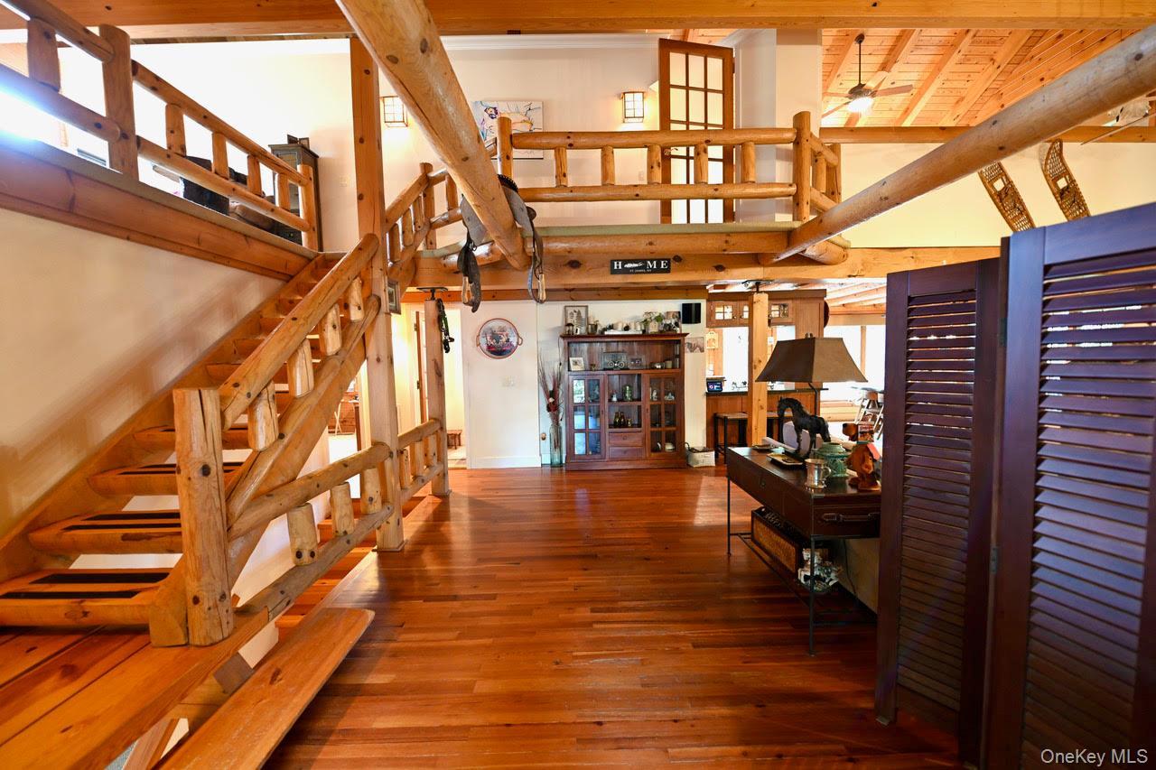 Single Family 5th Suffolk County, NY 11780, MLS-917409-10