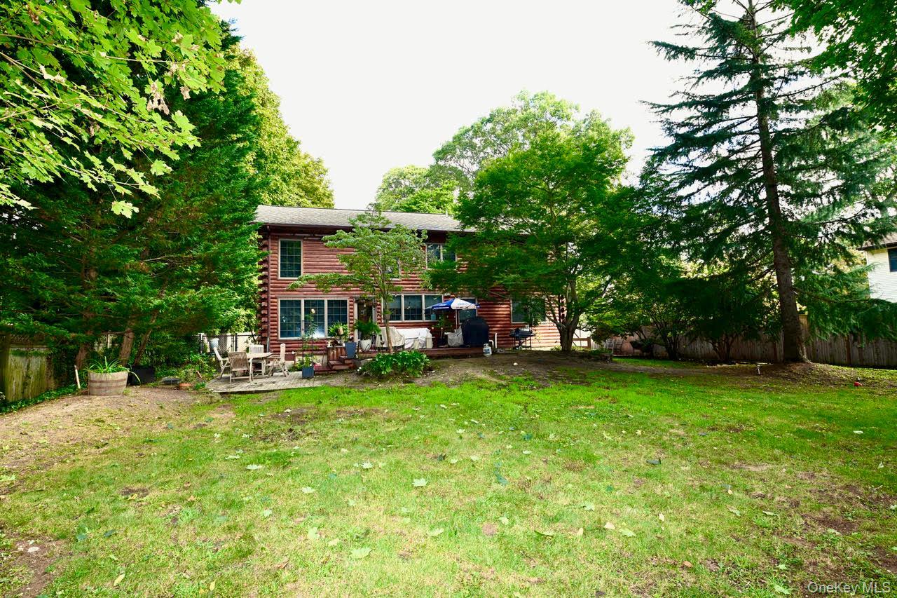 Single Family 5th  Suffolk County, NY 11780, MLS-917409-21