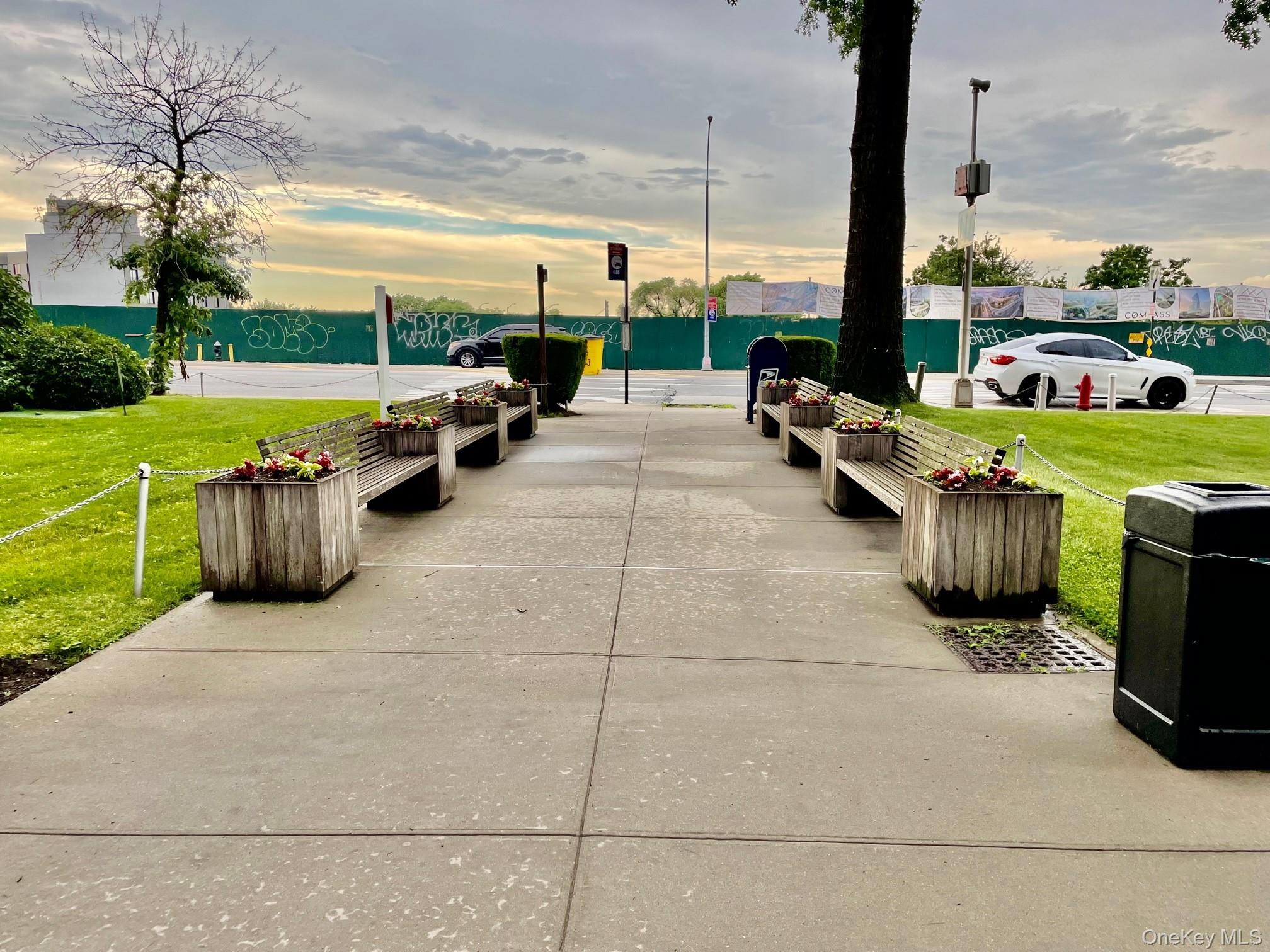 Coop Northern  Queens, NY 11368, MLS-917424-29