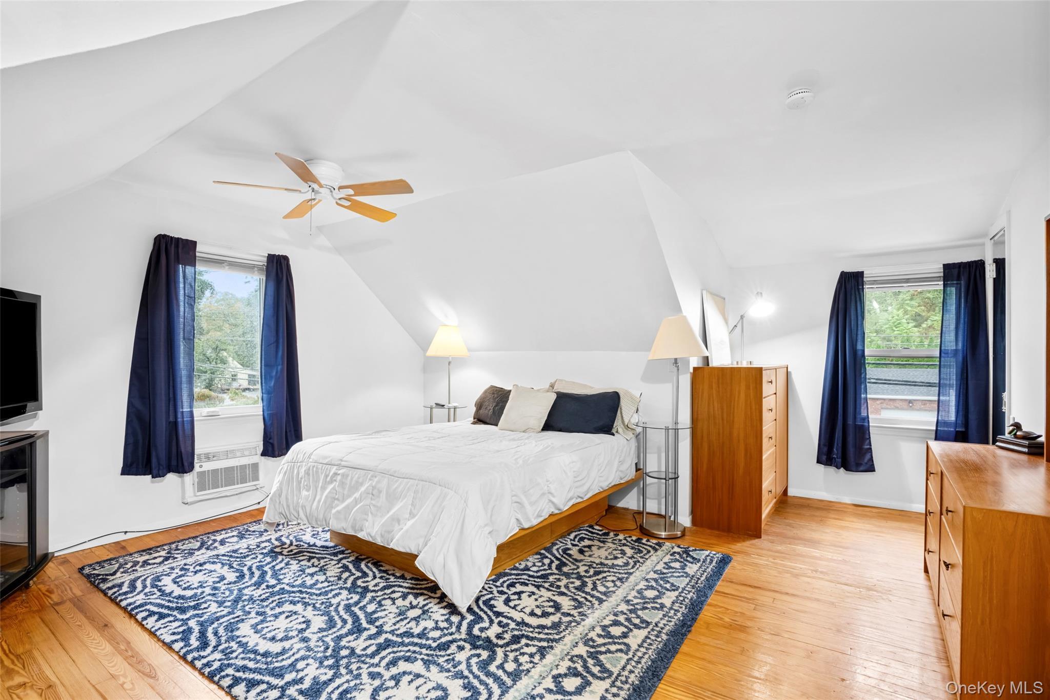 Single Family Scarsdale Westchester County, NY 10707, MLS-917437-12