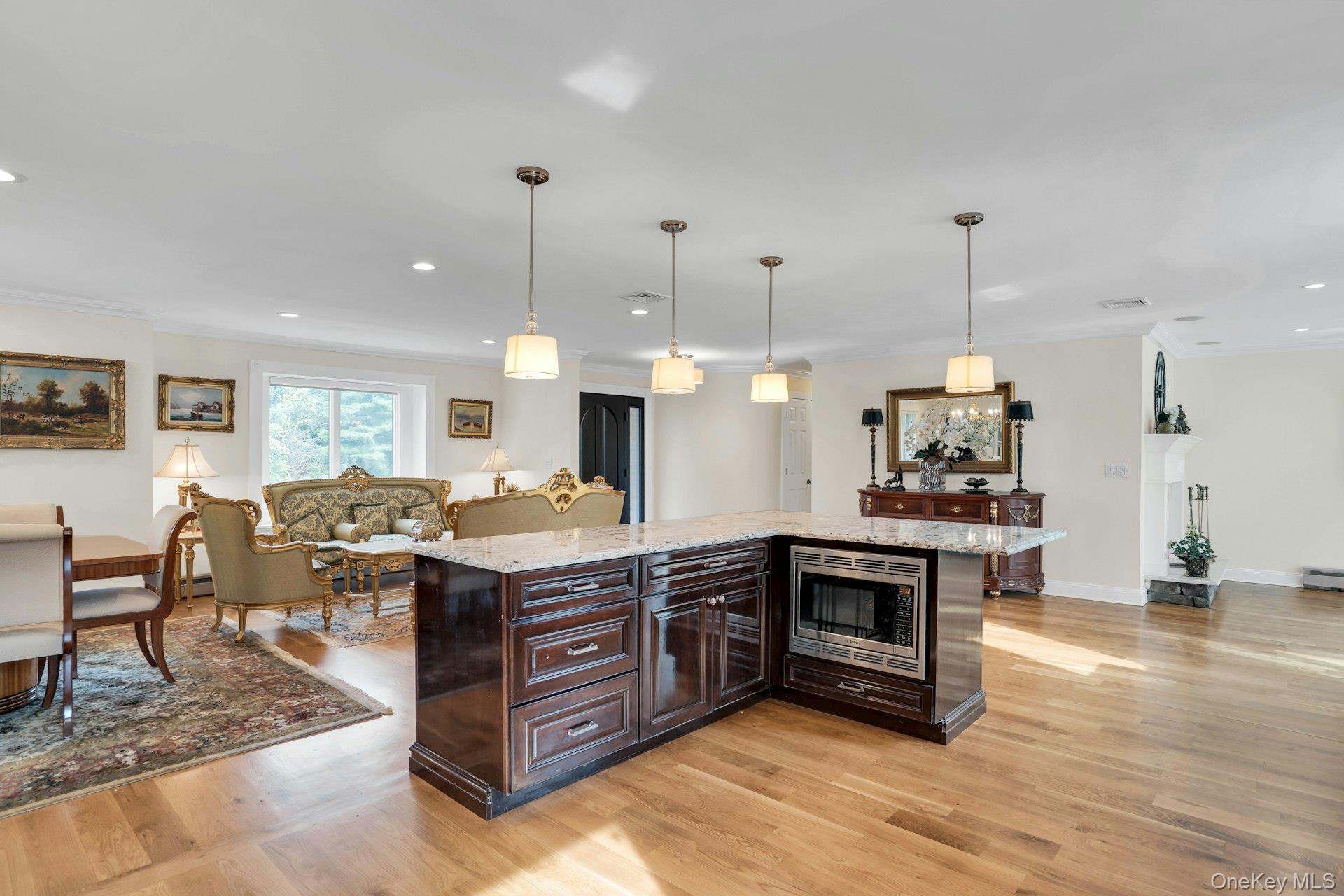 Single Family Regency Suffolk County, NY 11746, MLS-917454-13