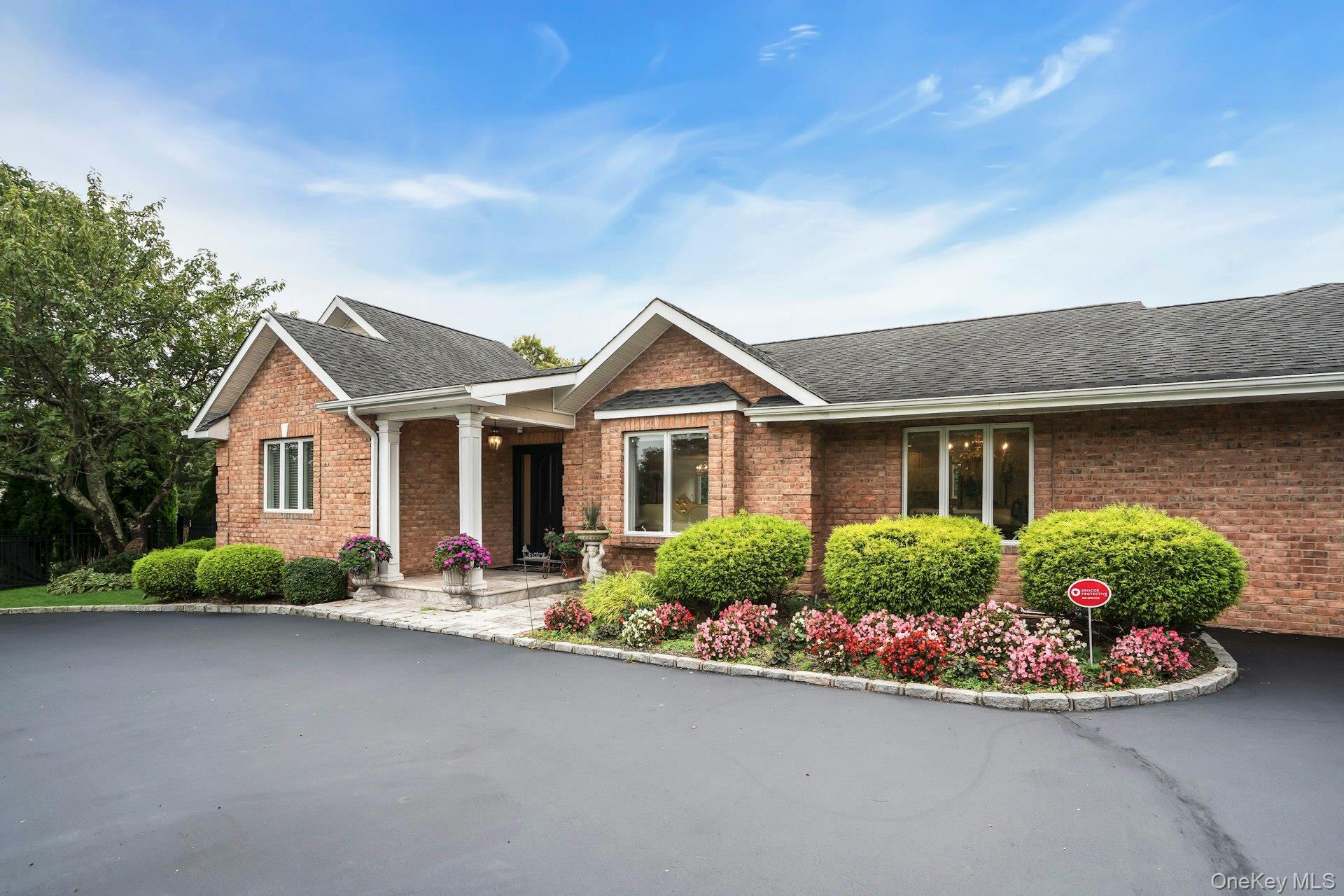 Single Family Regency Suffolk County, NY 11746, MLS-917454-2