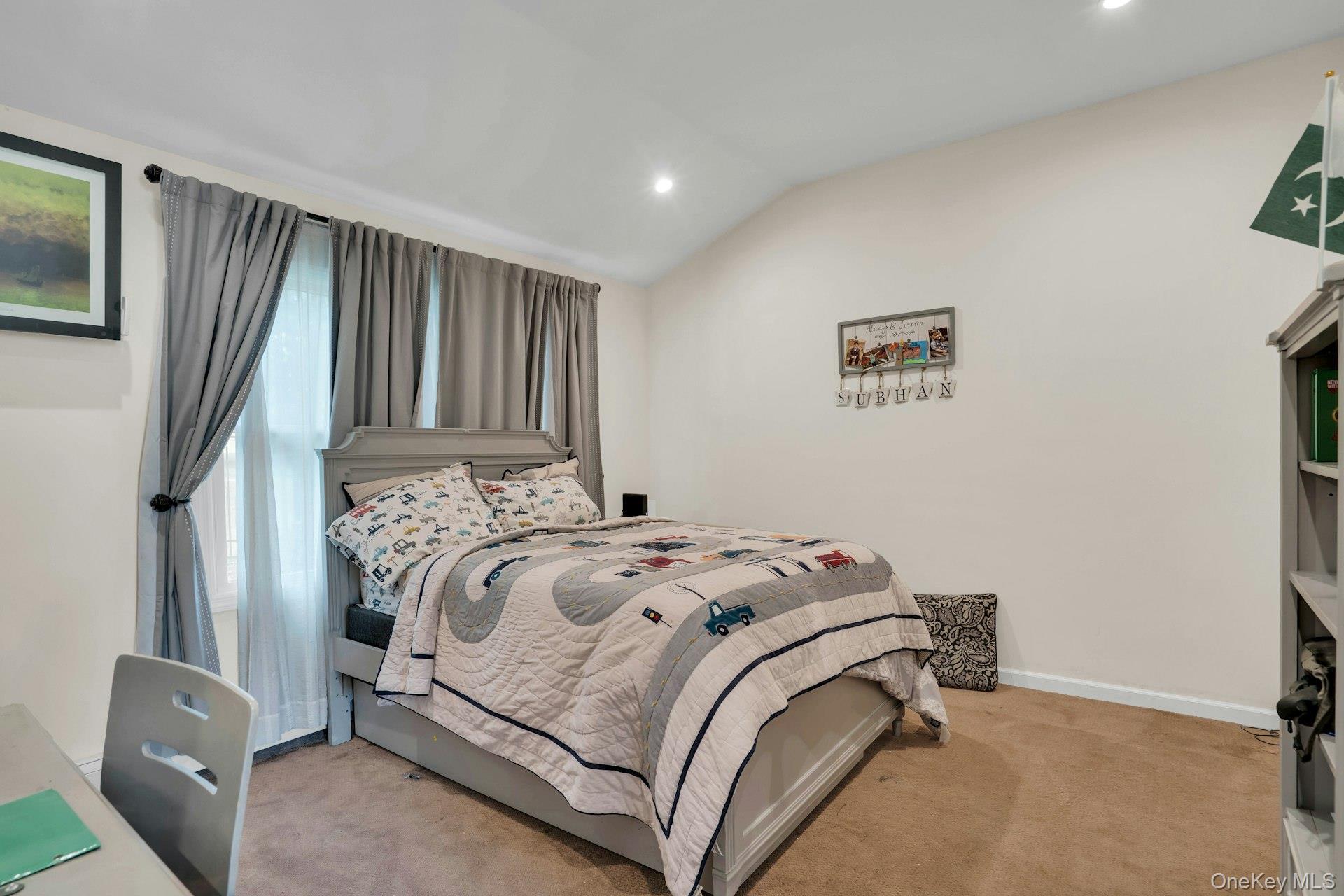 Single Family Regency Suffolk County, NY 11746, MLS-917454-27