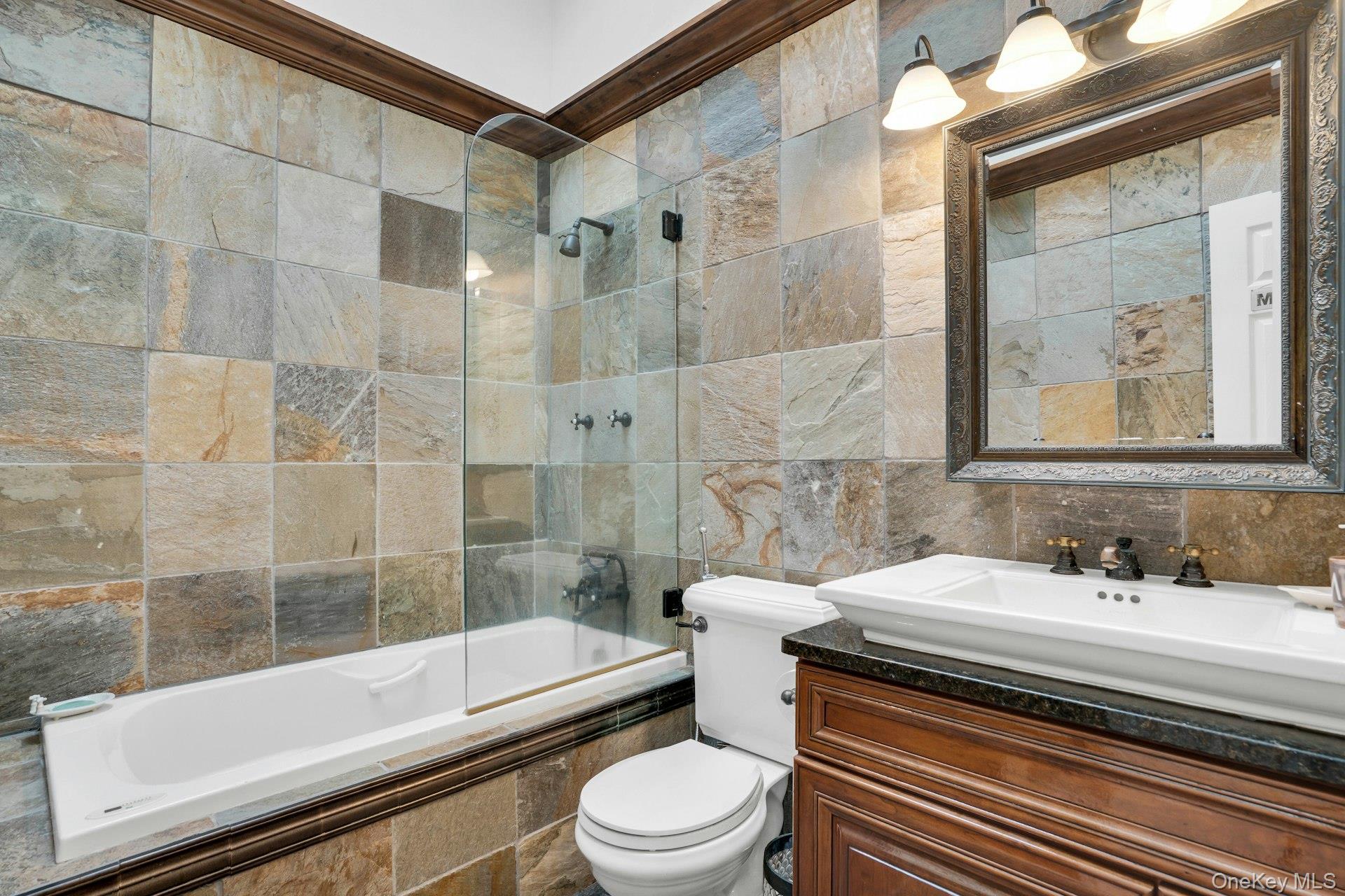 Single Family Regency Suffolk County, NY 11746, MLS-917454-30