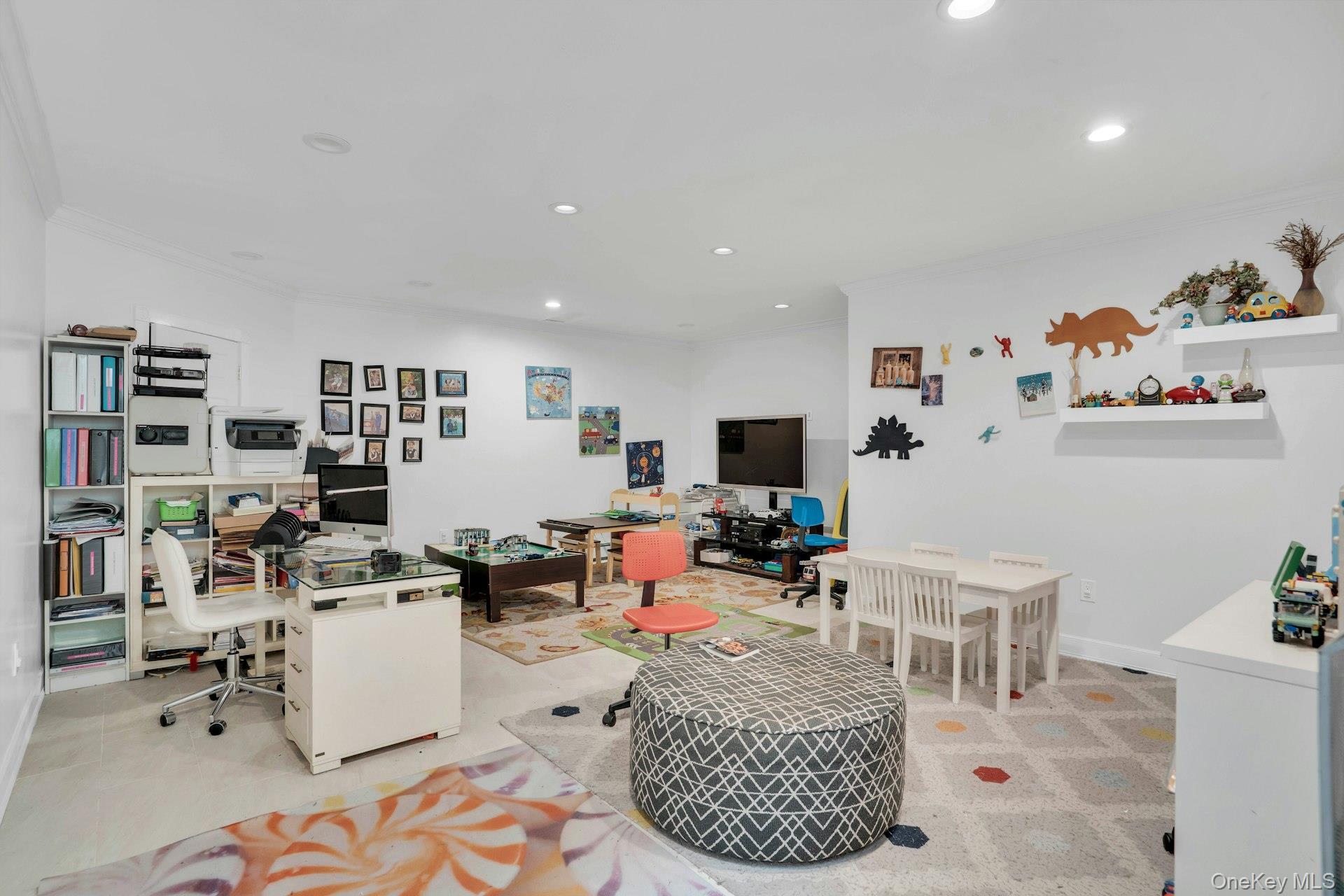 Single Family Regency Suffolk County, NY 11746, MLS-917454-31