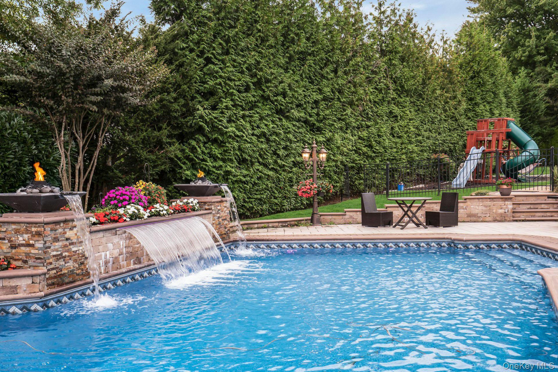 Single Family Regency Suffolk County, NY 11746, MLS-917454-35