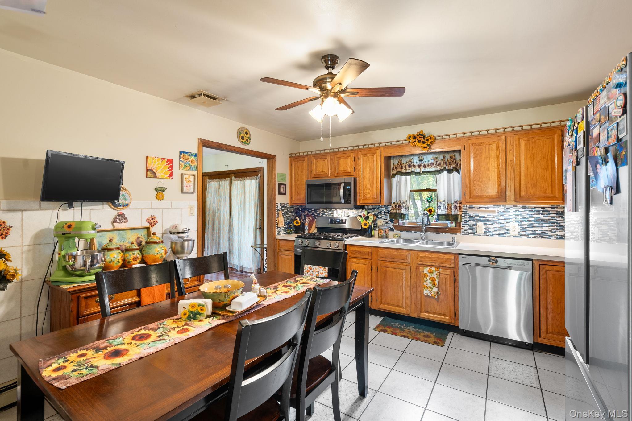 Single Family Pleasant Valley Ulster County, NY 12589, MLS-917466-10