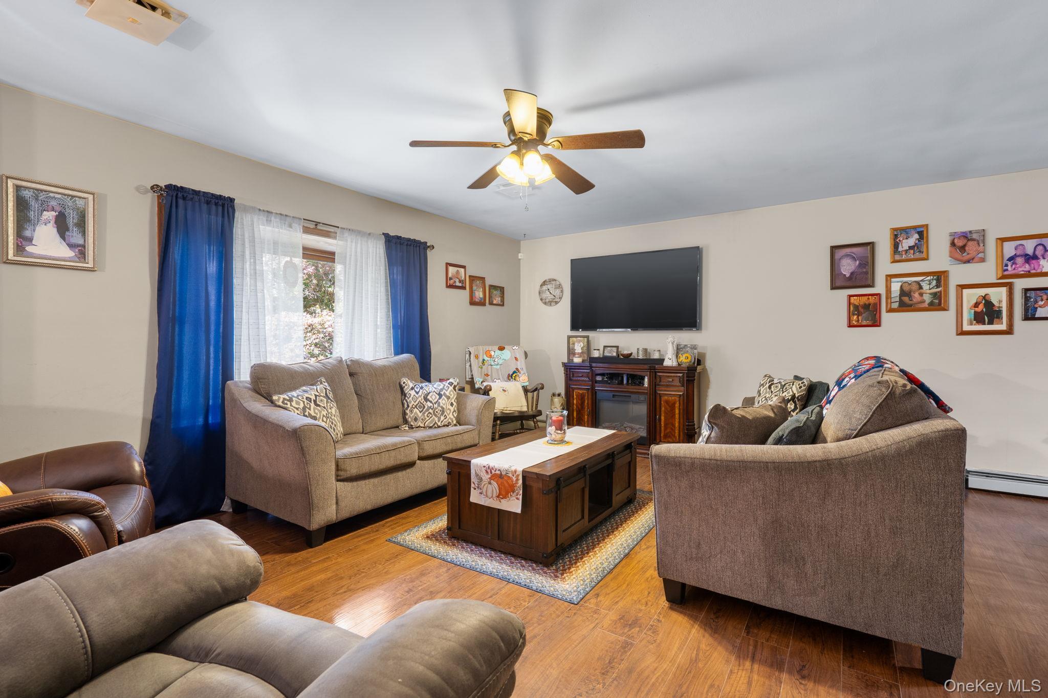 Single Family Pleasant Valley Ulster County, NY 12589, MLS-917466-2