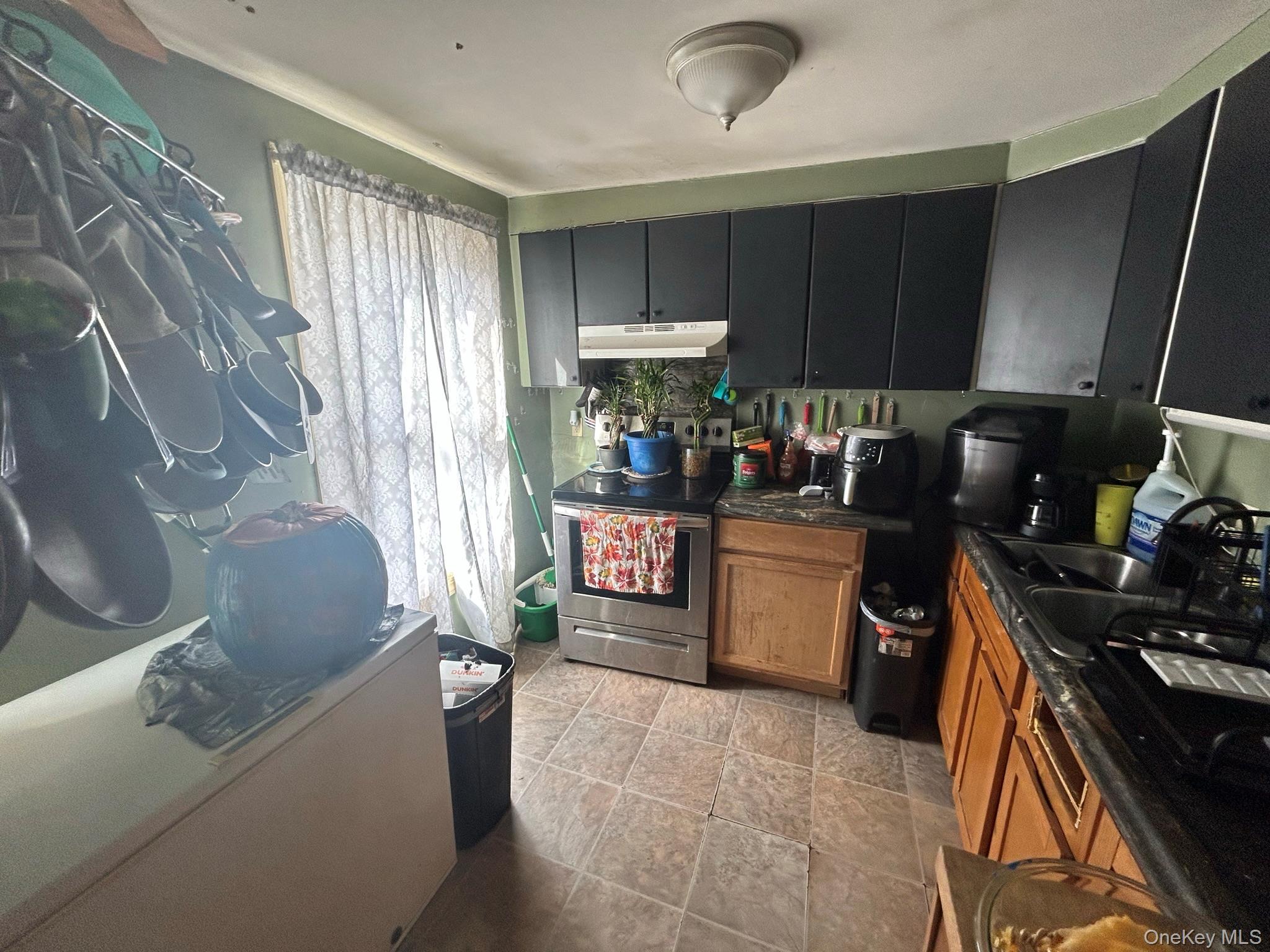 Single Family Fair Ulster County, NY 12401, MLS-917470-21